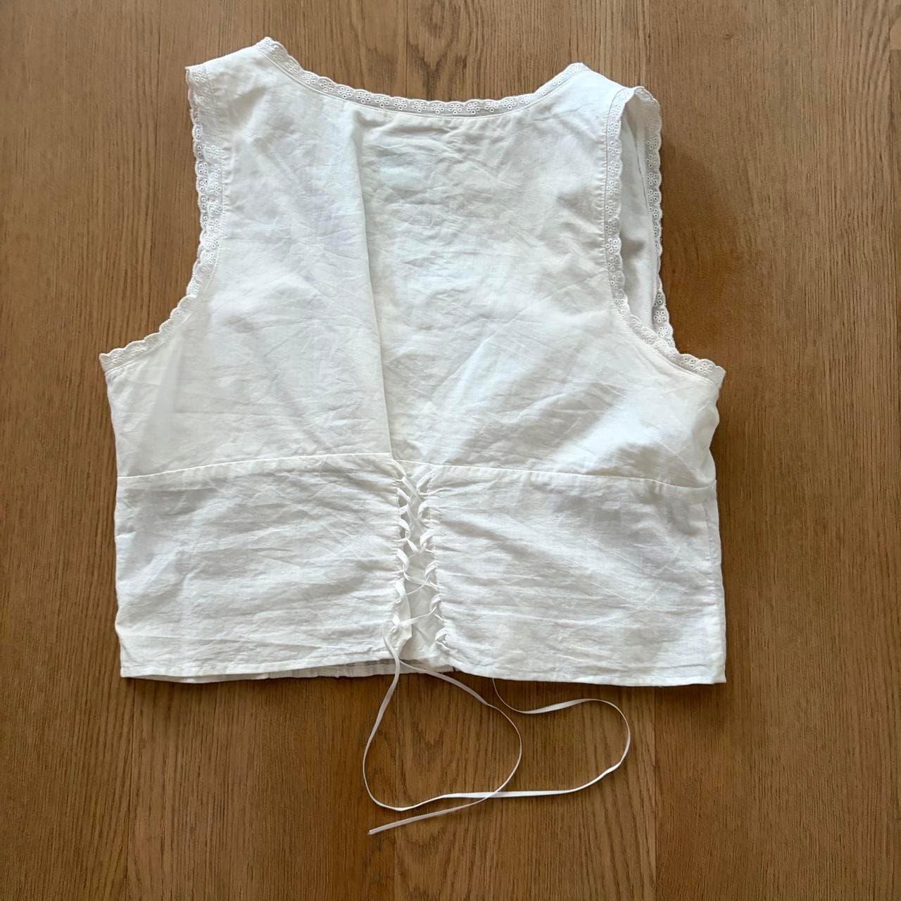 With Jéan Adeline Cotton Lace Trim Corset Crop Top White — photo 3 of 3