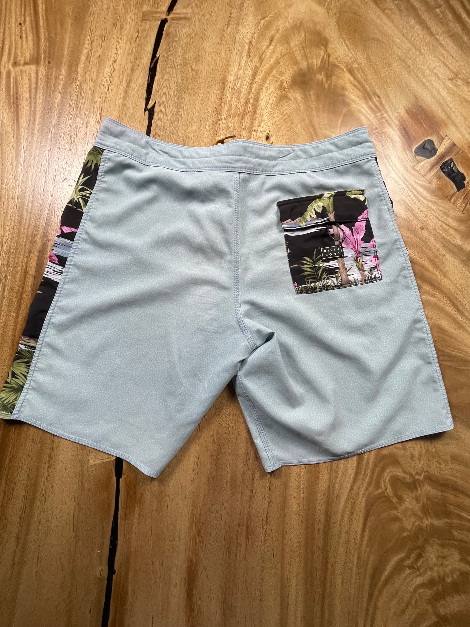 Billabong Boardshorts Floral Print Light Blue Men's 36 — photo 6 of 11