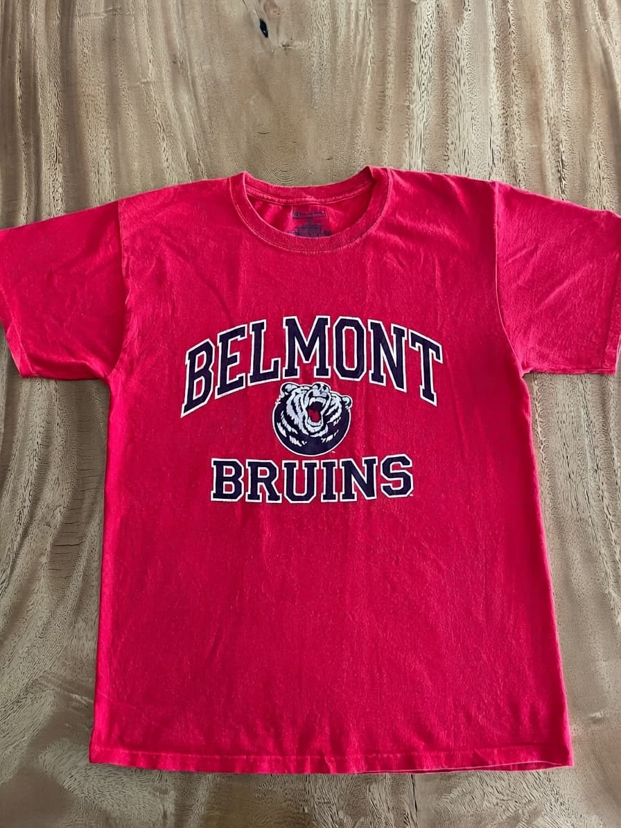 Champion Belmont Bruins Graphic T-Shirt Red Men's M — photo 1 of 8