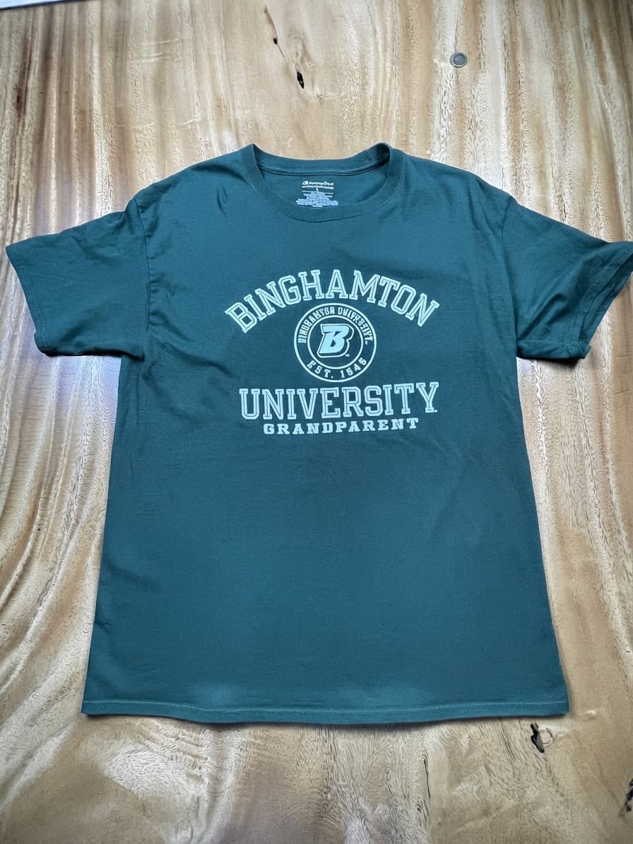 Champion Binghamton University Grandparent T-Shirt Green Unisex L — photo 1 of 5