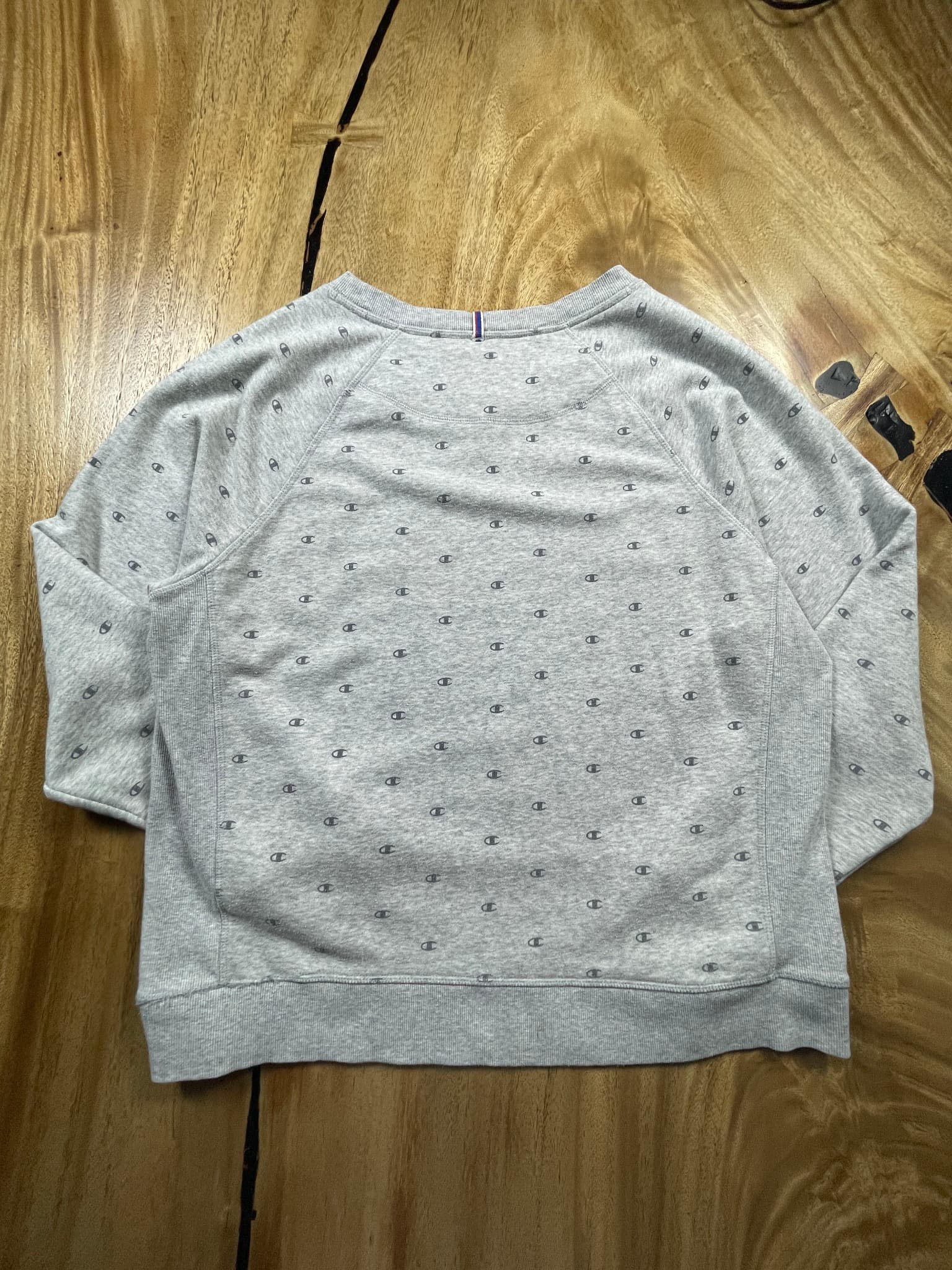 Champion Crewneck Sweatshirt All-Over Logo Print Grey Unisex L — photo 5 of 10