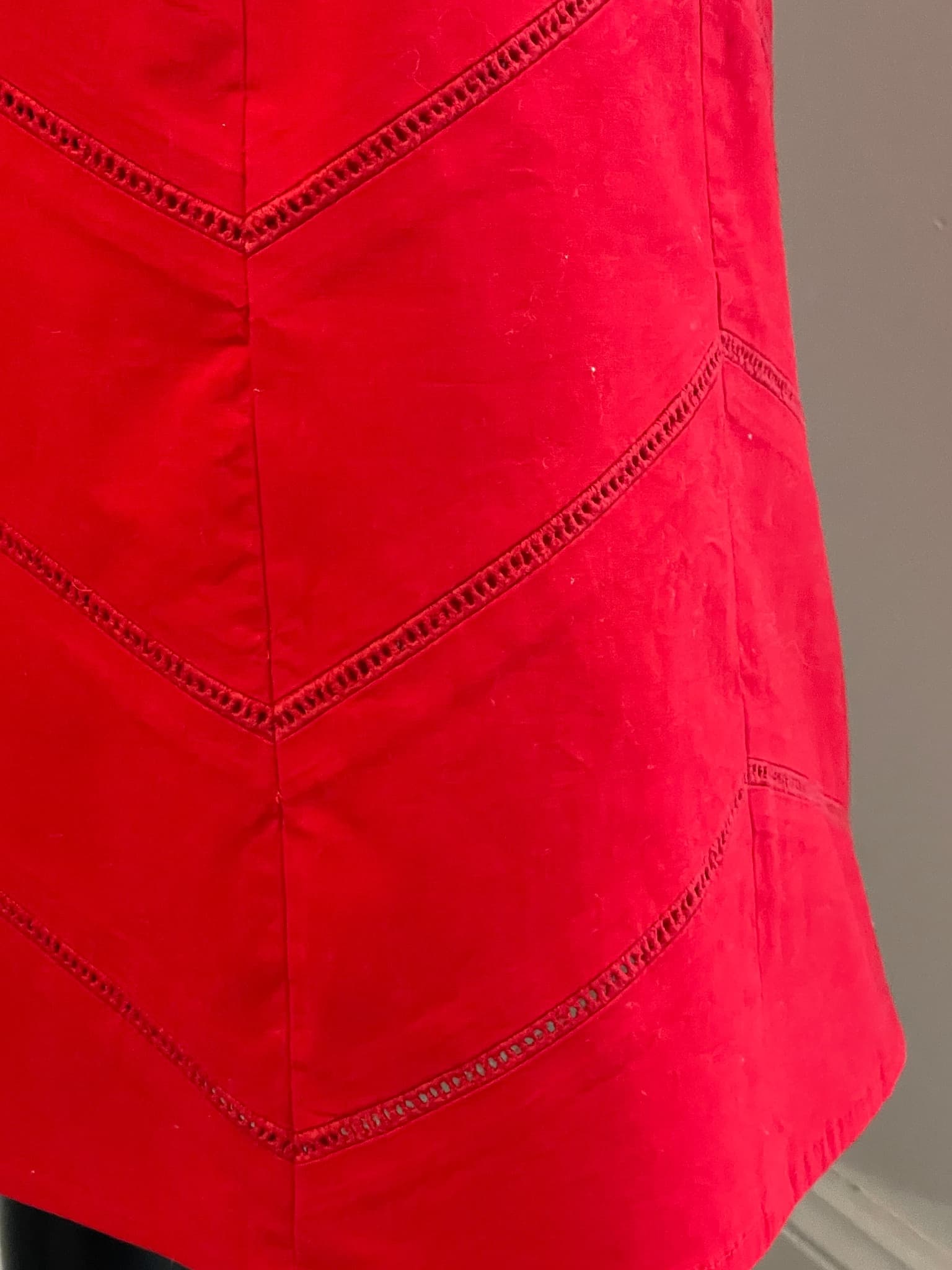 Esprit A-Line Midi Skirt Red With Chevron Detail Size 10 — photo 3 of 8