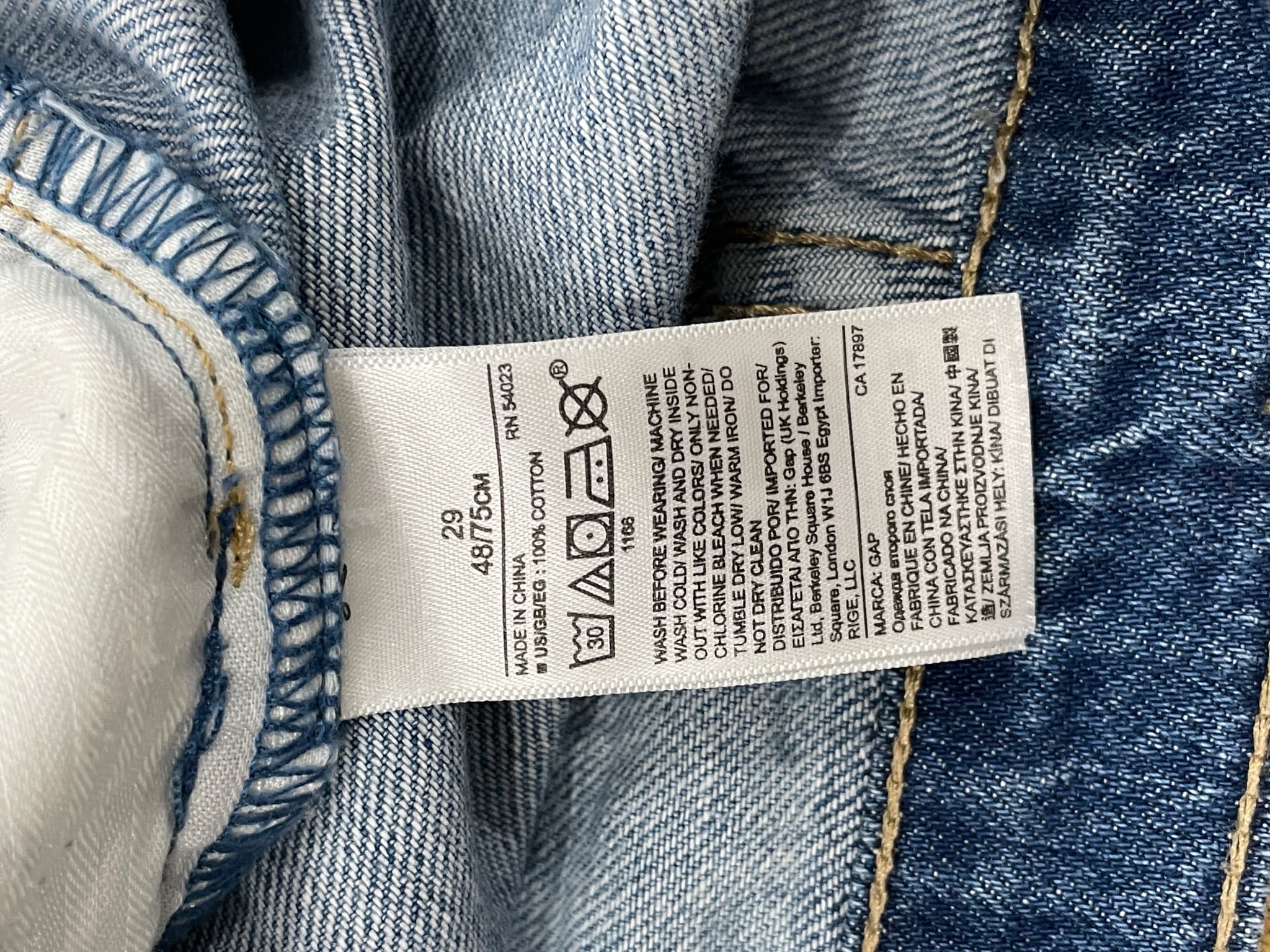 Gap 1969 Original Best Girlfriend Denim Shorts Light Indigo Size 29 — photo 6 of 8