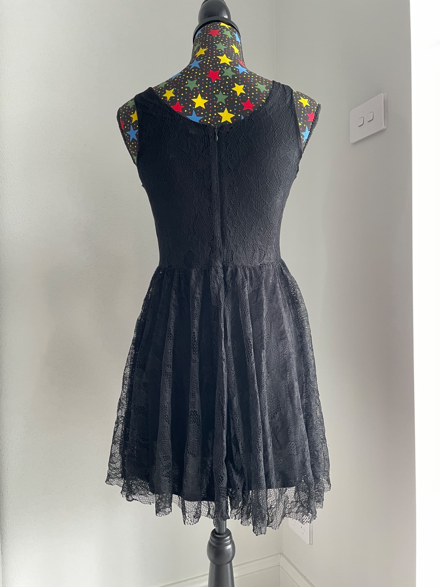 Kling Lace Sleeveless Fit and Flare Dress Black Size 2 — photo 2 of 8