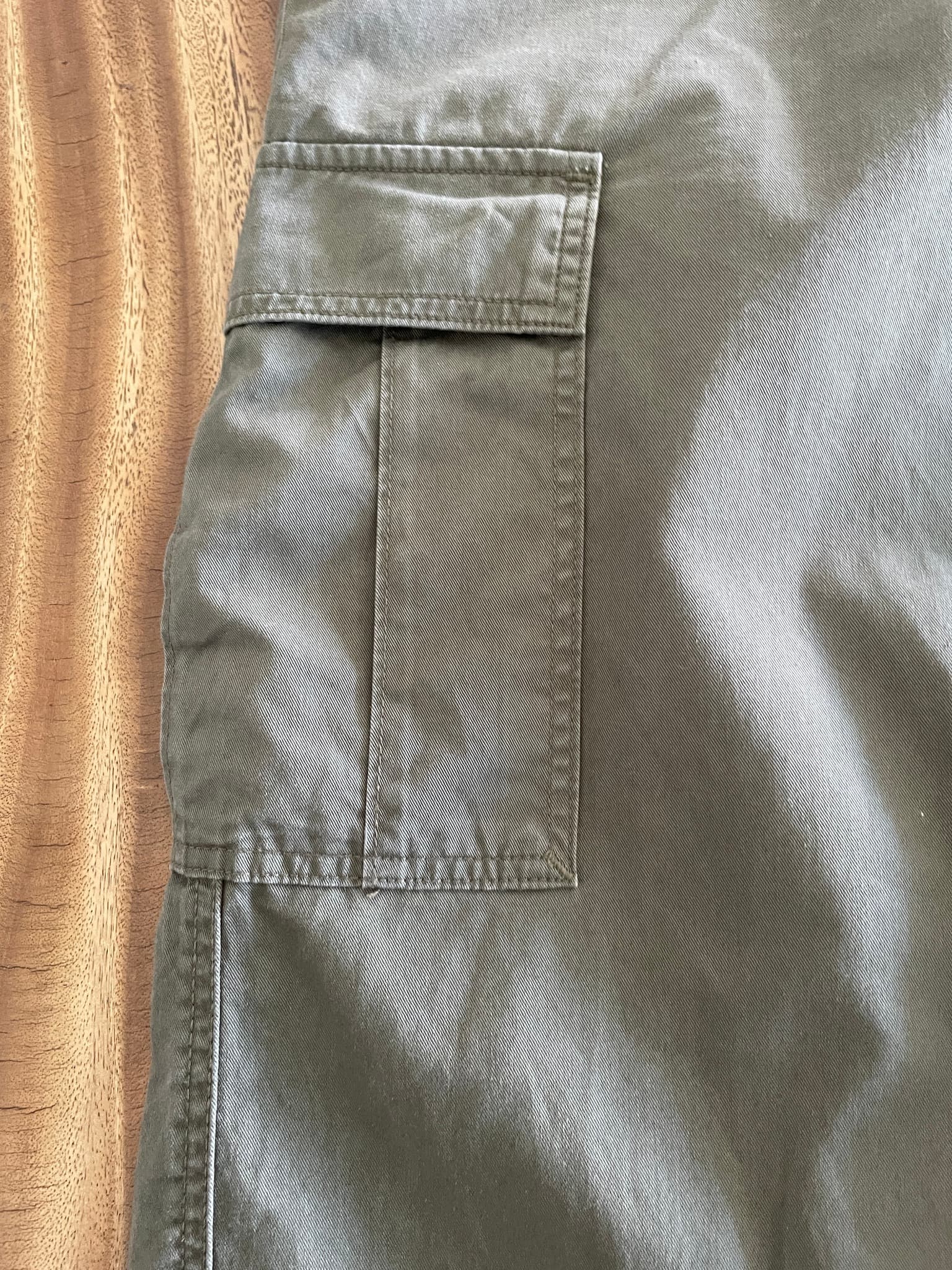 Levi's '94 Baggy Cargo Pants Olive Green Women's W30 — photo 3 of 10