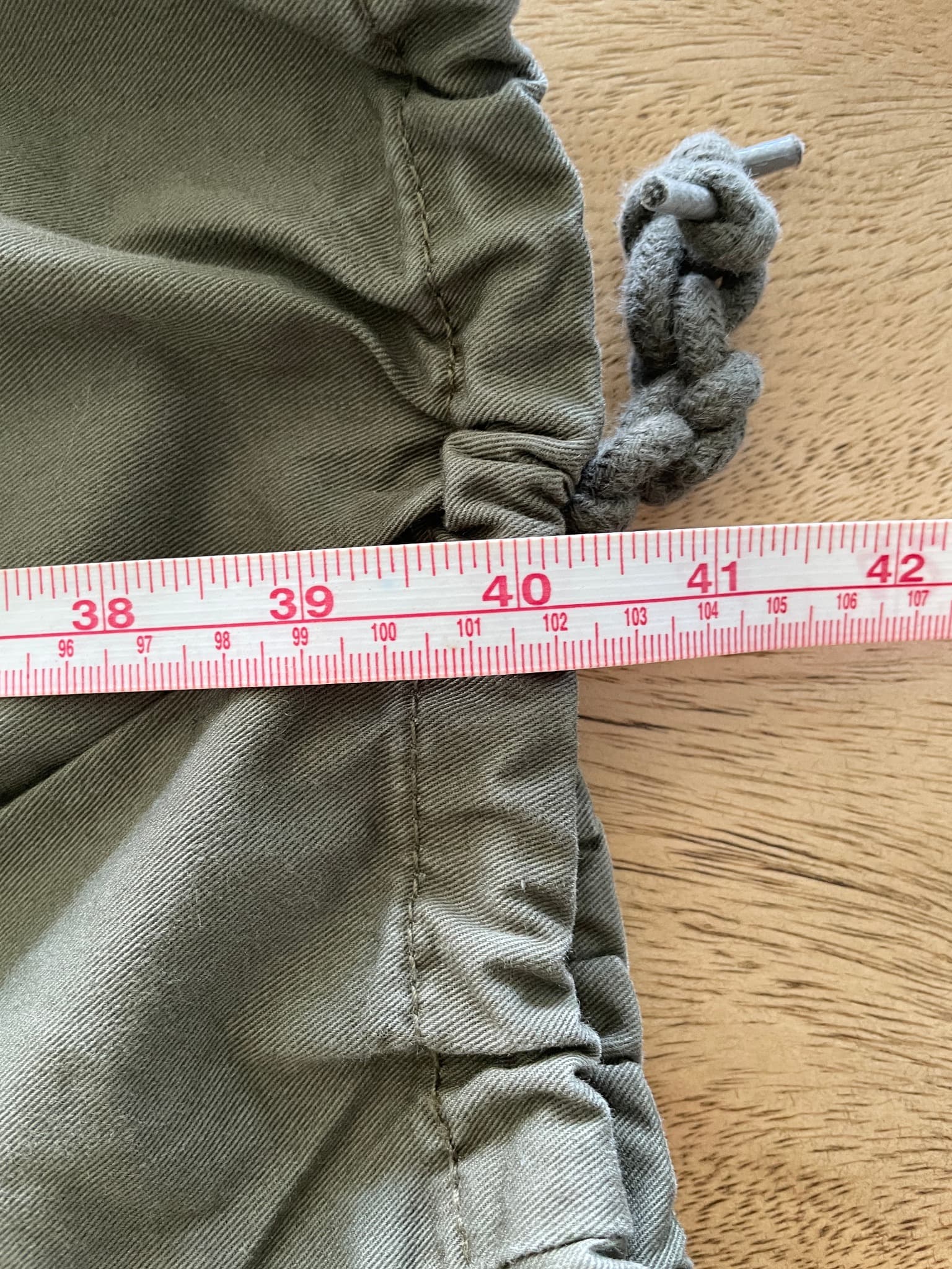 Levi's '94 Baggy Cargo Pants Olive Green Women's W30 — photo 10 of 10