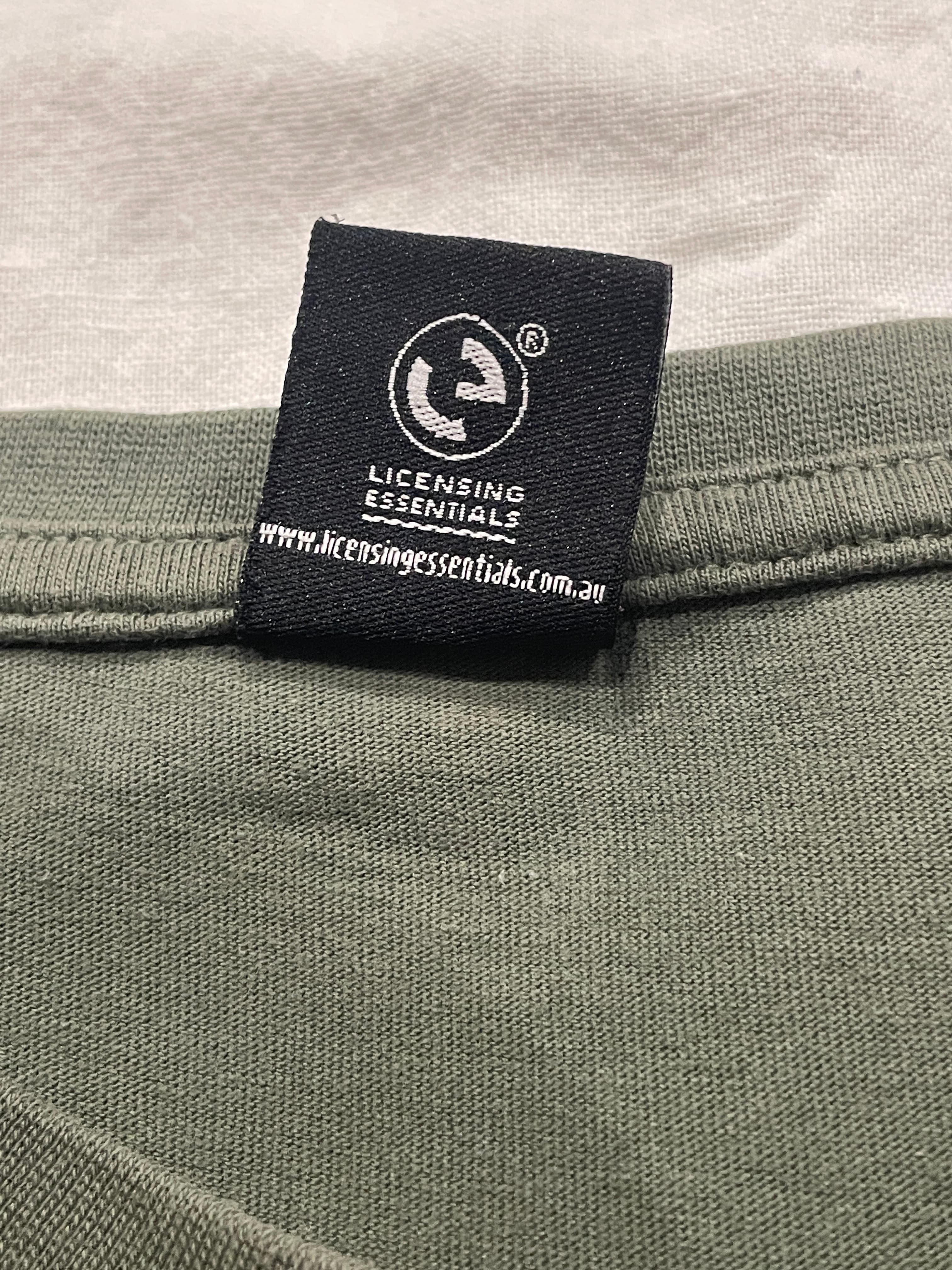 METALLICA Snake and Skull Graphic T-Shirt Olive Green — photo 3 of 8