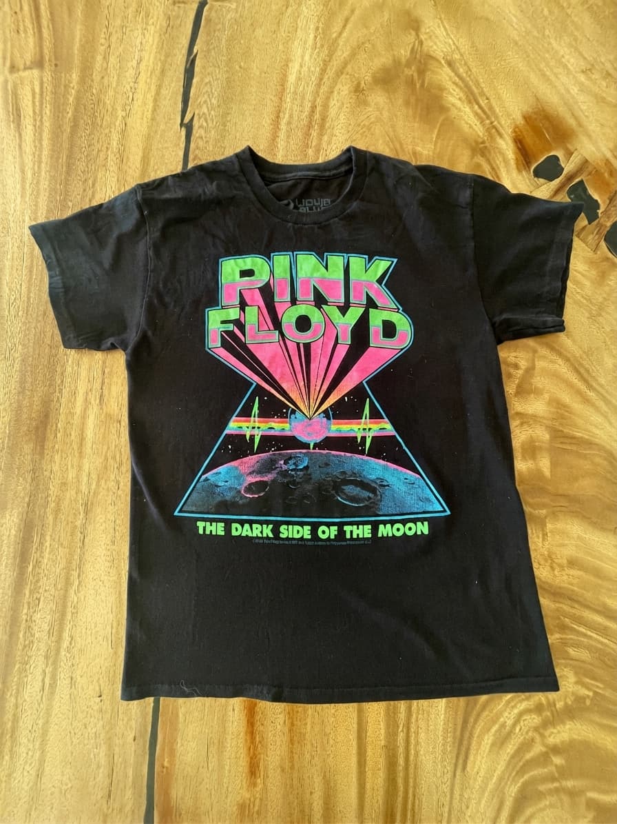 Liquid Blue T-Shirt The Dark Side of the Moon Graphic Black Unisex M — photo 1 of 6