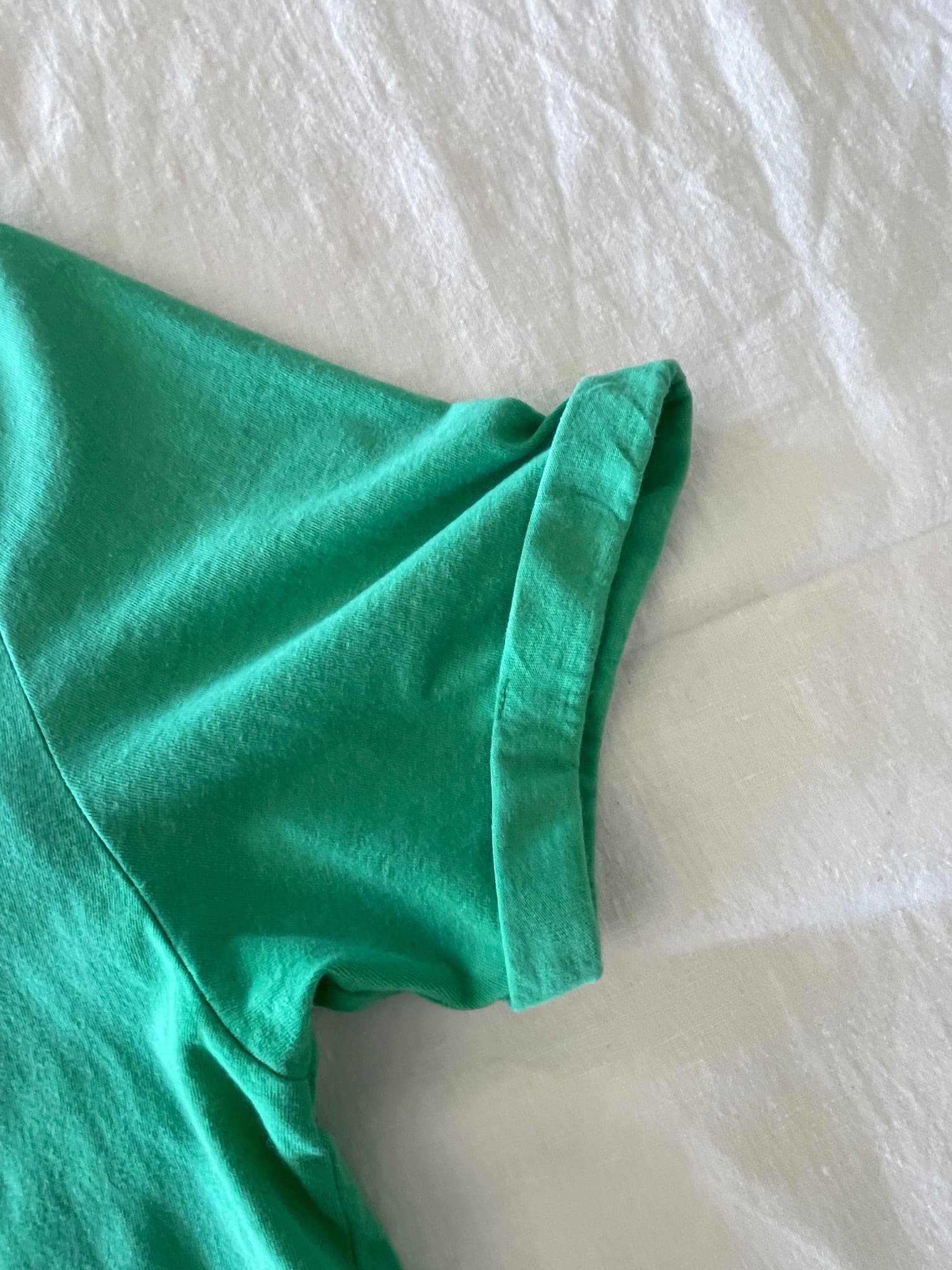MCS Marlboro Classics Men's Green T-Shirt With Floral Pocket Size Large — photo 4 of 6
