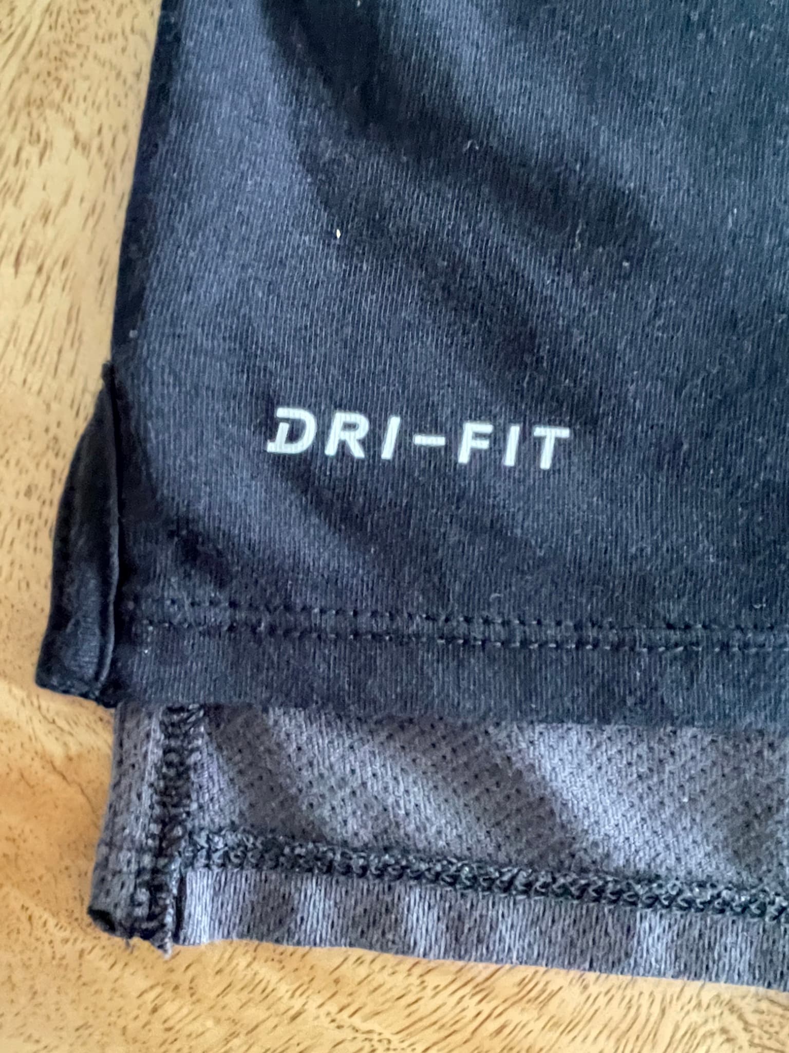 Nike Dri-FIT The Nike Tee Logo T-Shirt Black Men's M — photo 2 of 9