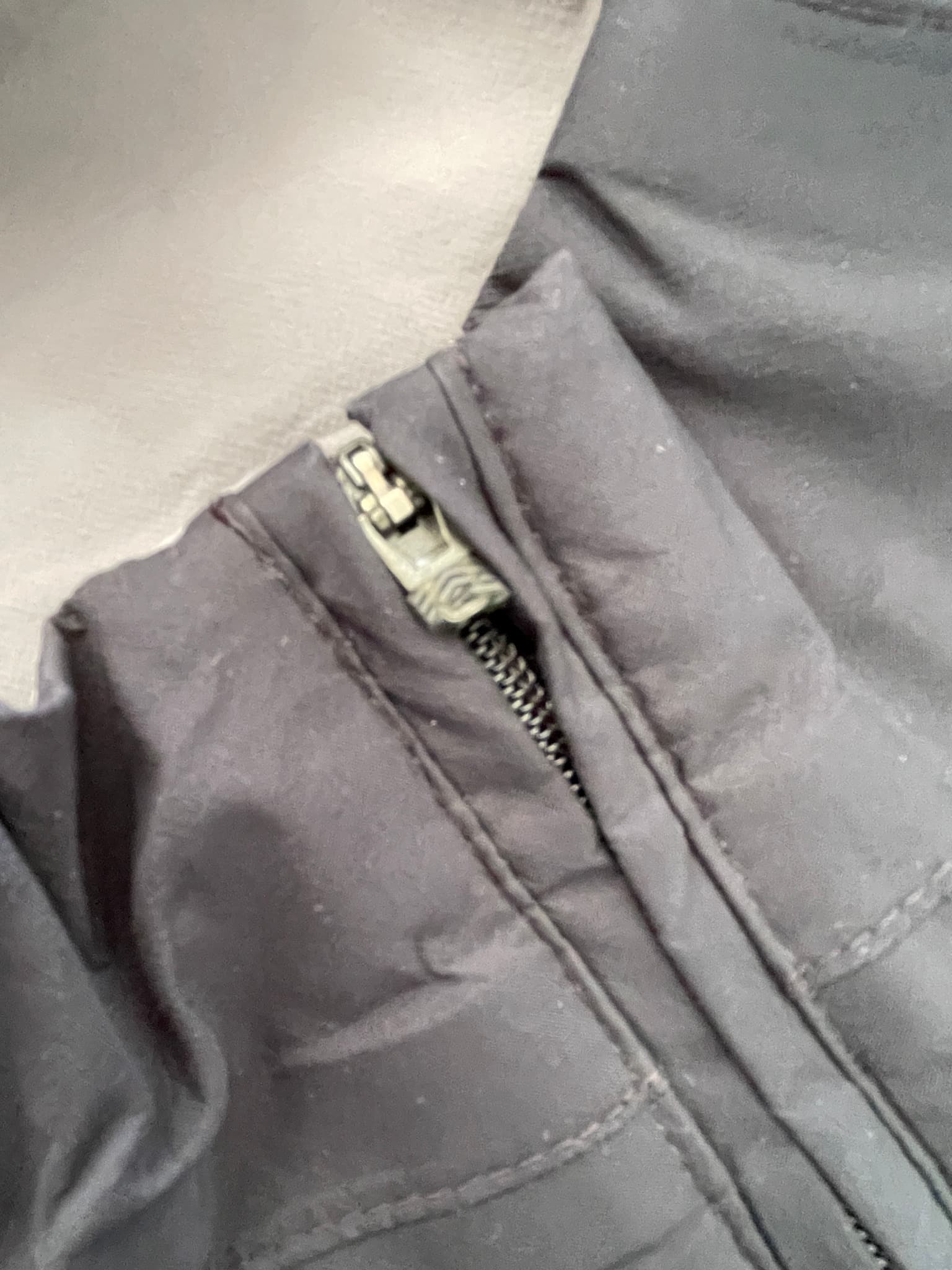Nike Golf Short Sleeve 1/4 Zip Windbreaker Pullover Dark Grey Men's XXL — photo 3 of 11