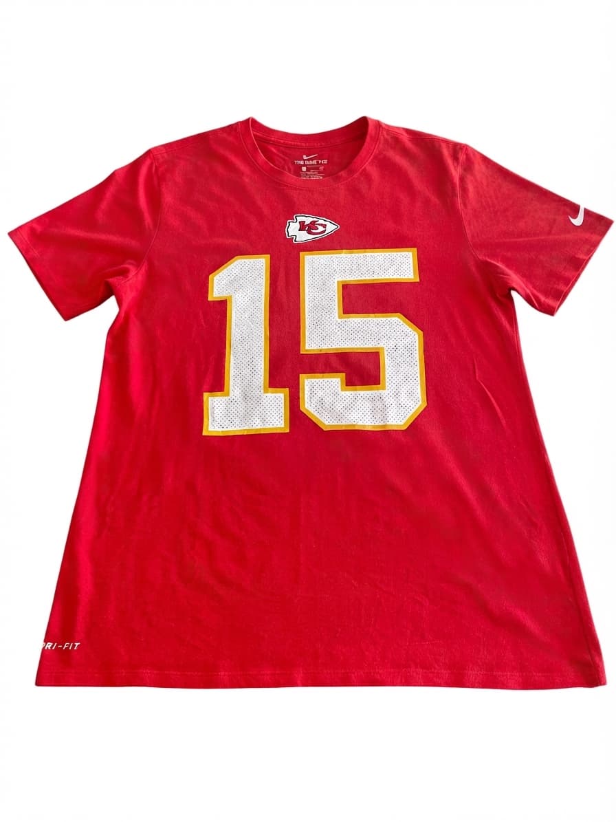 Nike Kansas City Chiefs Patrick Mahomes T-Shirt Red Men's L — photo 1 of 8