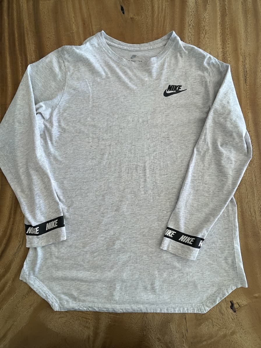 Nike Long Sleeve T-Shirt Logo Cuffs Grey Men's M — photo 1 of 13