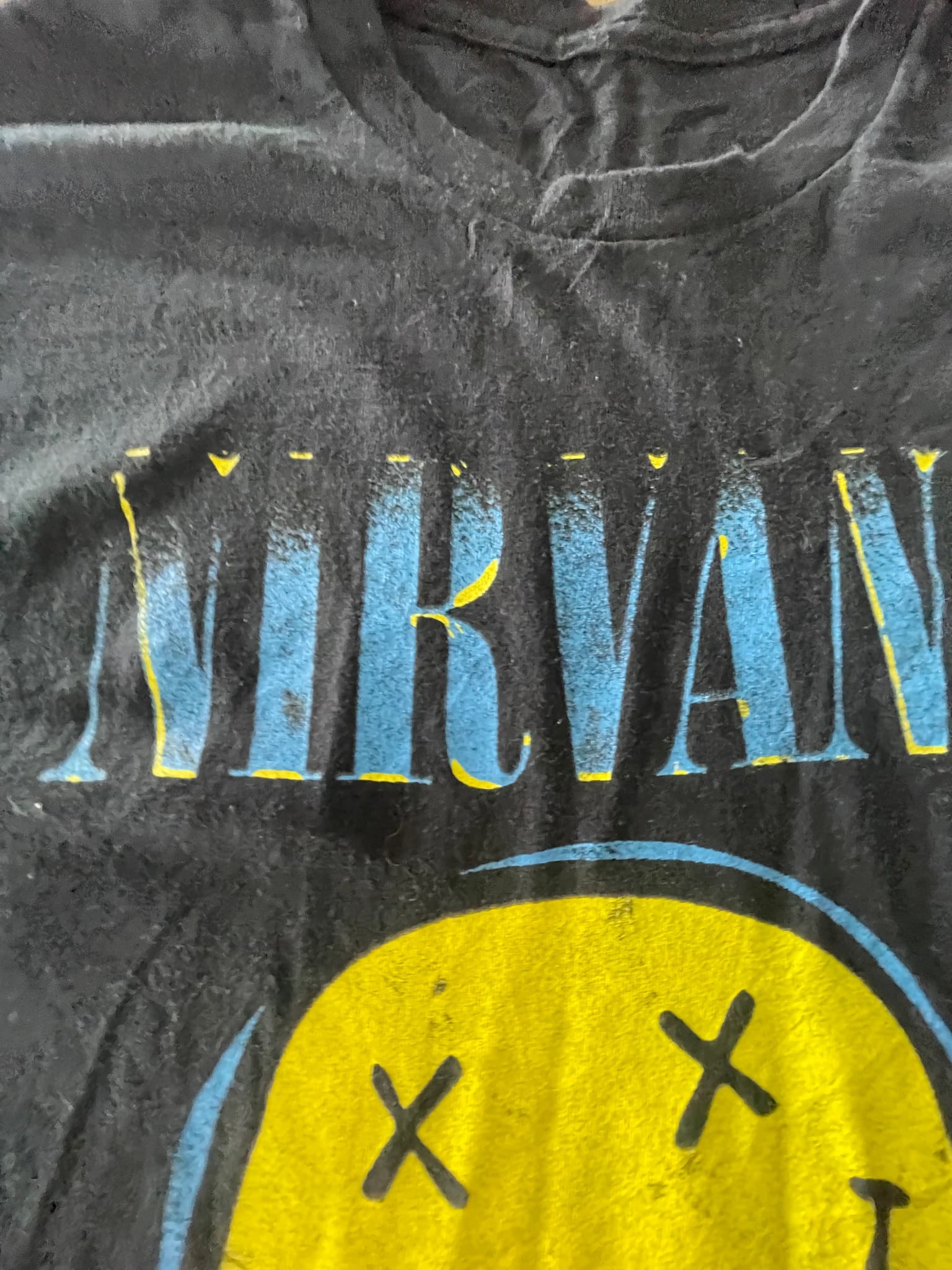 Nirvana Graphic T-Shirt Smiley Face Logo Black Unisex — photo 3 of 6
