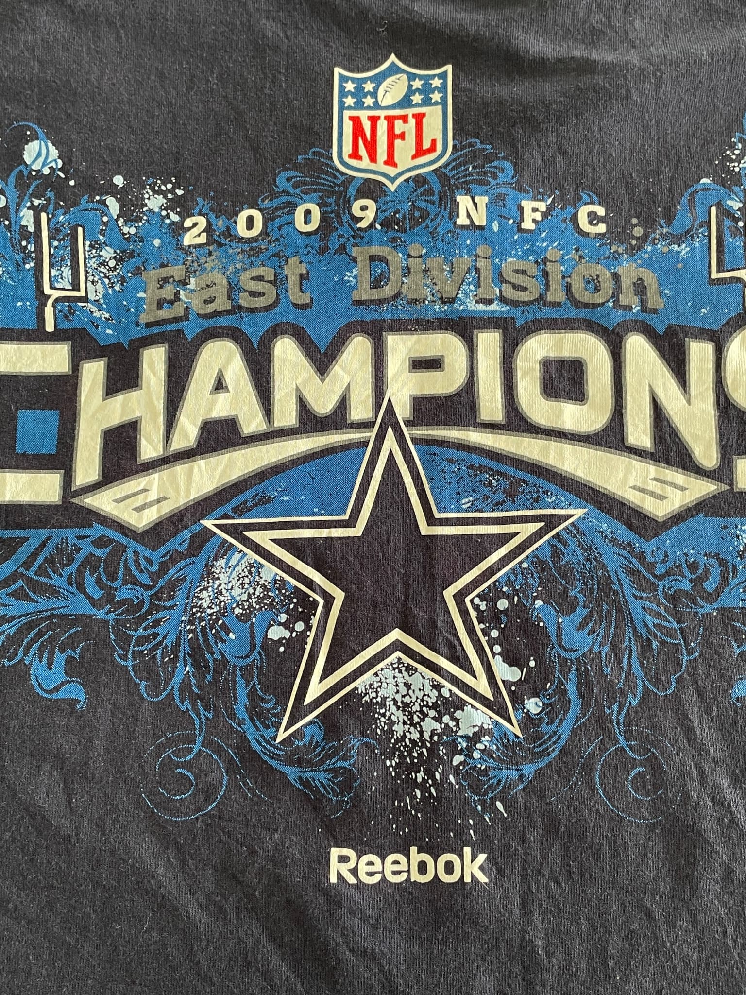 Reebok Dallas Cowboys 2009 NFC East Division Champions T-Shirt Navy Blue Men's XL — photo 2 of 4