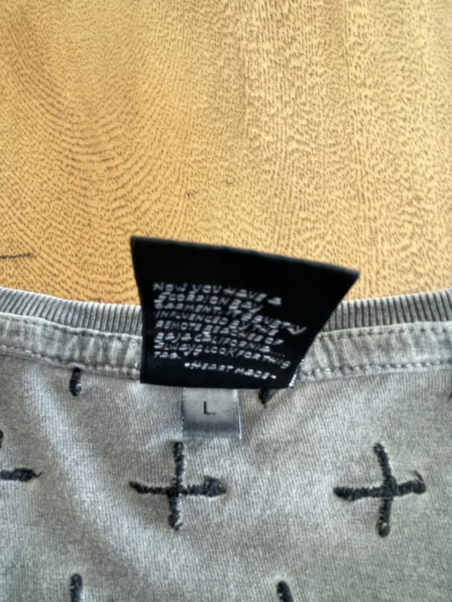 Scorpion Bay T-Shirt Cross Print Pocket Grey Men's L — photo 4 of 8