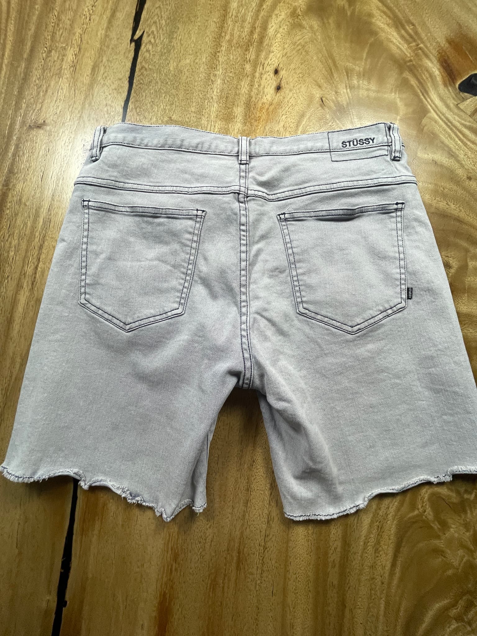 Stüssy Denim Shorts Raw Hem Light Wash Men's 32 — photo 6 of 11
