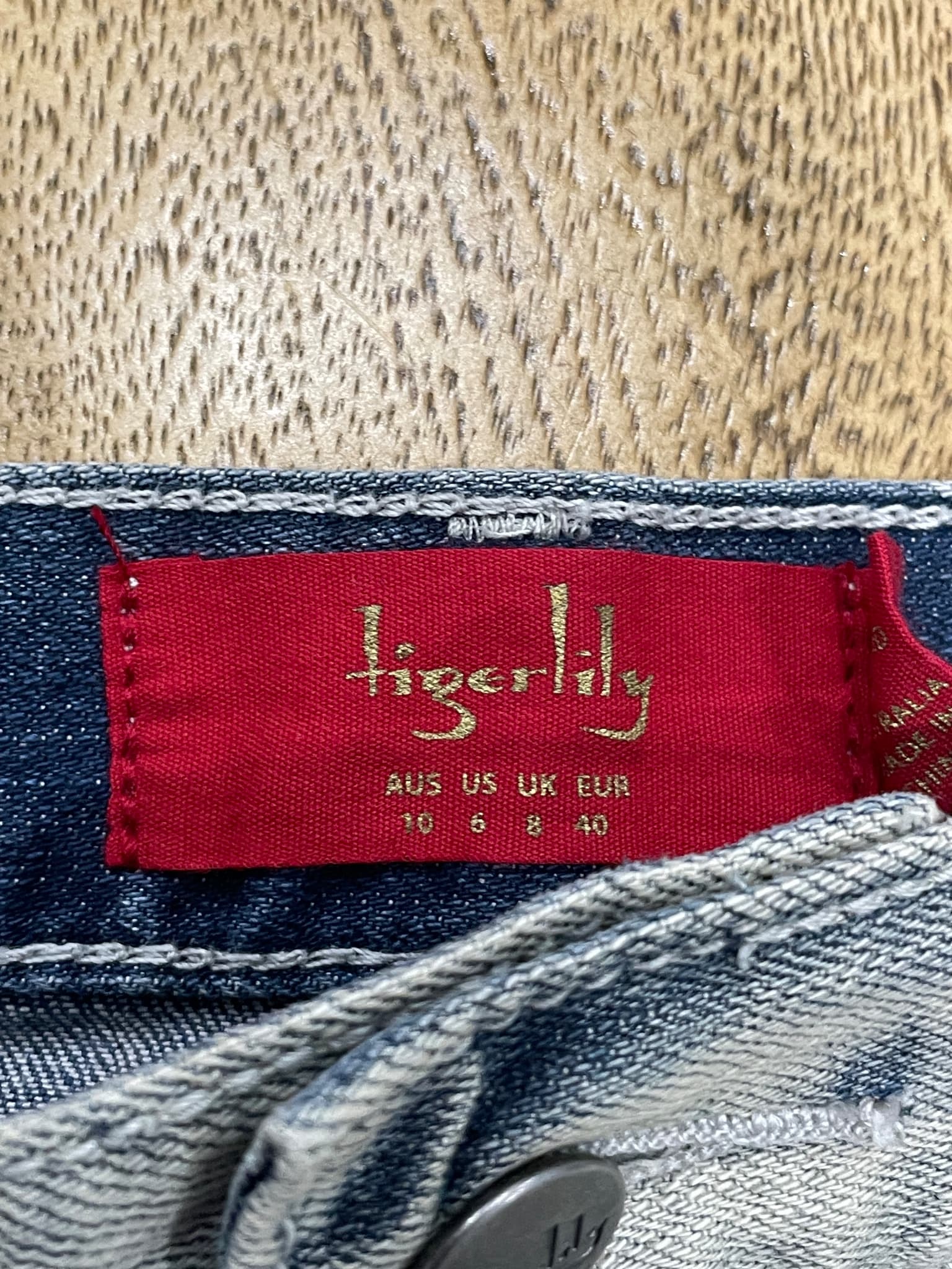 Tigerlily Distressed Denim Mini Skirt Light Wash Women's AU 10 — photo 2 of 8