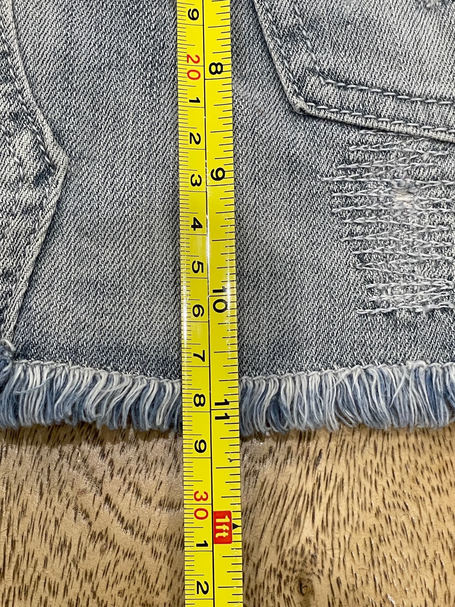 Tigerlily Distressed Denim Mini Skirt Light Wash Women's AU 10 — photo 6 of 8
