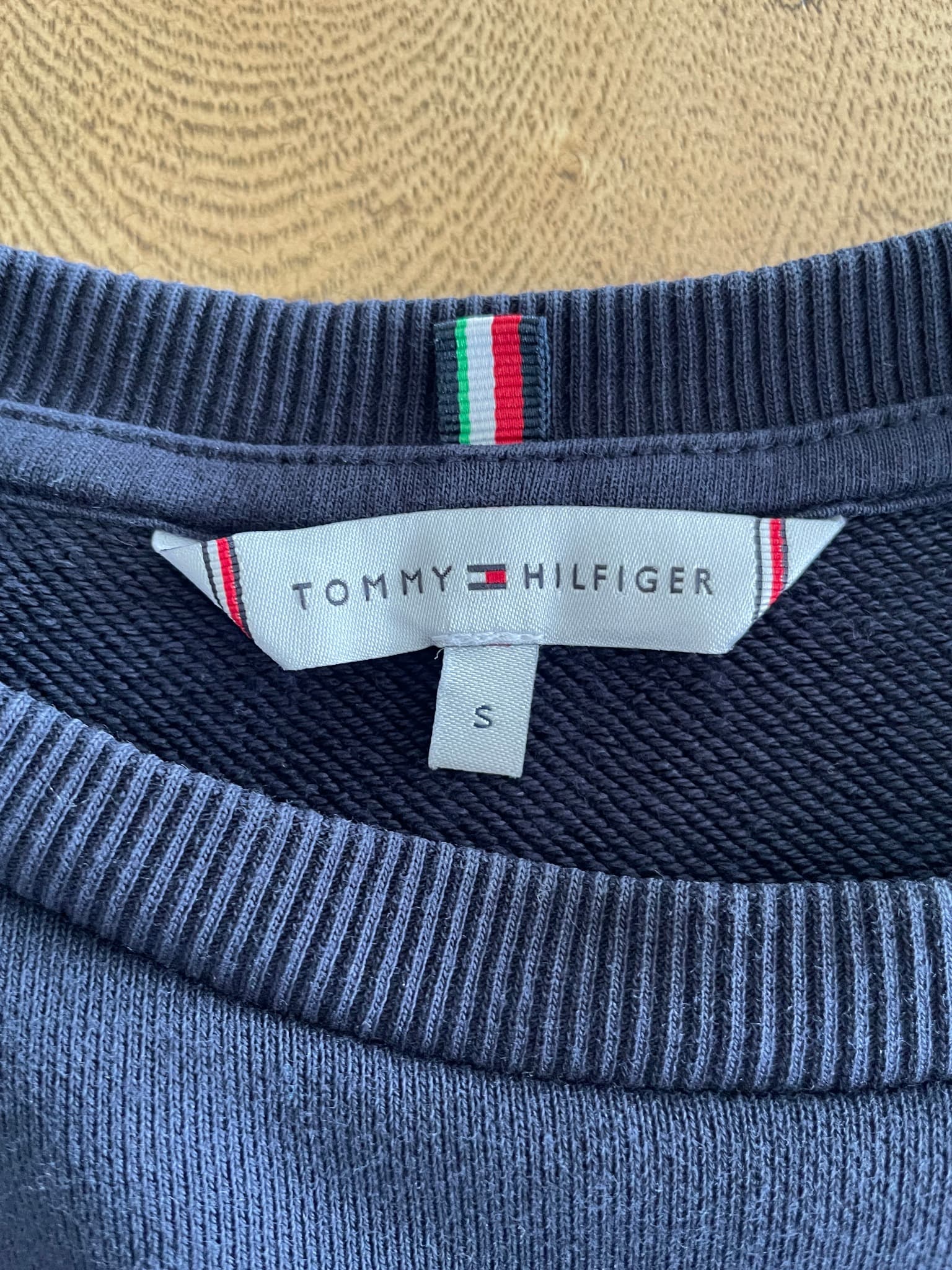 Tommy Hilfiger Est. 1985 Sweatshirt Embroidered Logo Navy Blue Unisex S — photo 2 of 10