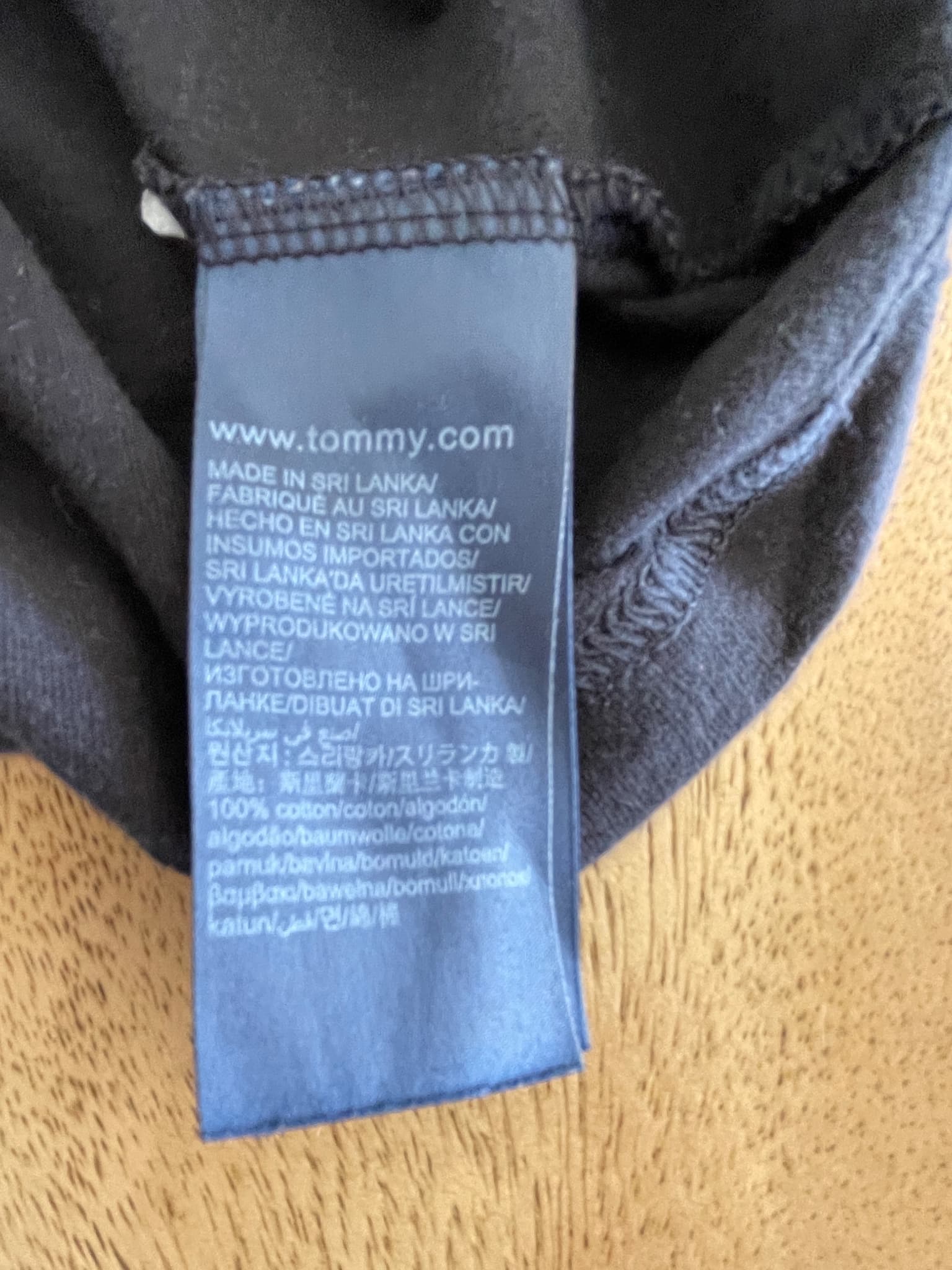 Tommy Hilfiger T-Shirt Logo Chest Stripe Black Men's M — photo 4 of 6