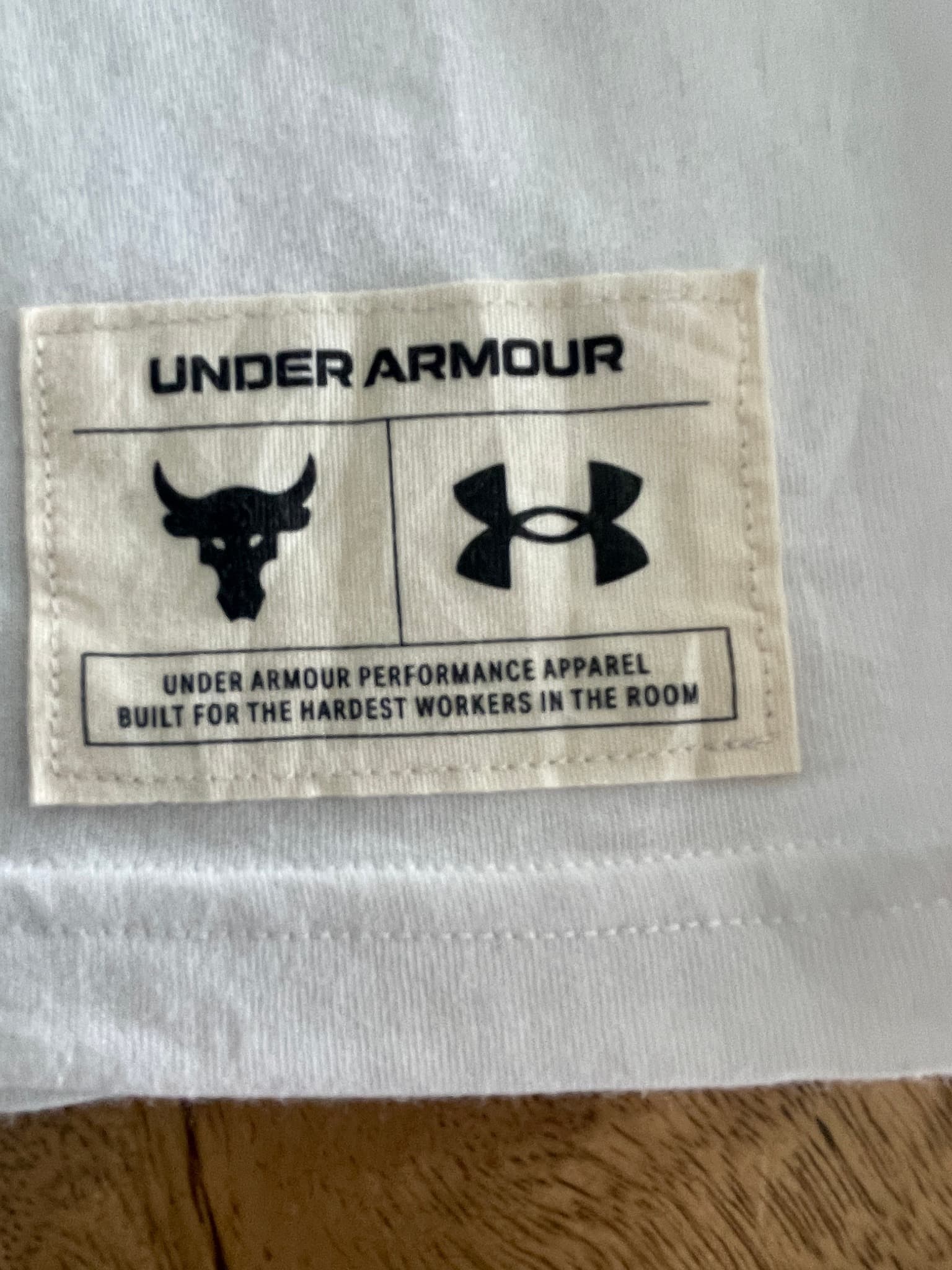 Under Armour Project Rock Raglan 3/4 Sleeve Shirt Brahma Bull White and Black Men's S — photo 2 of 8