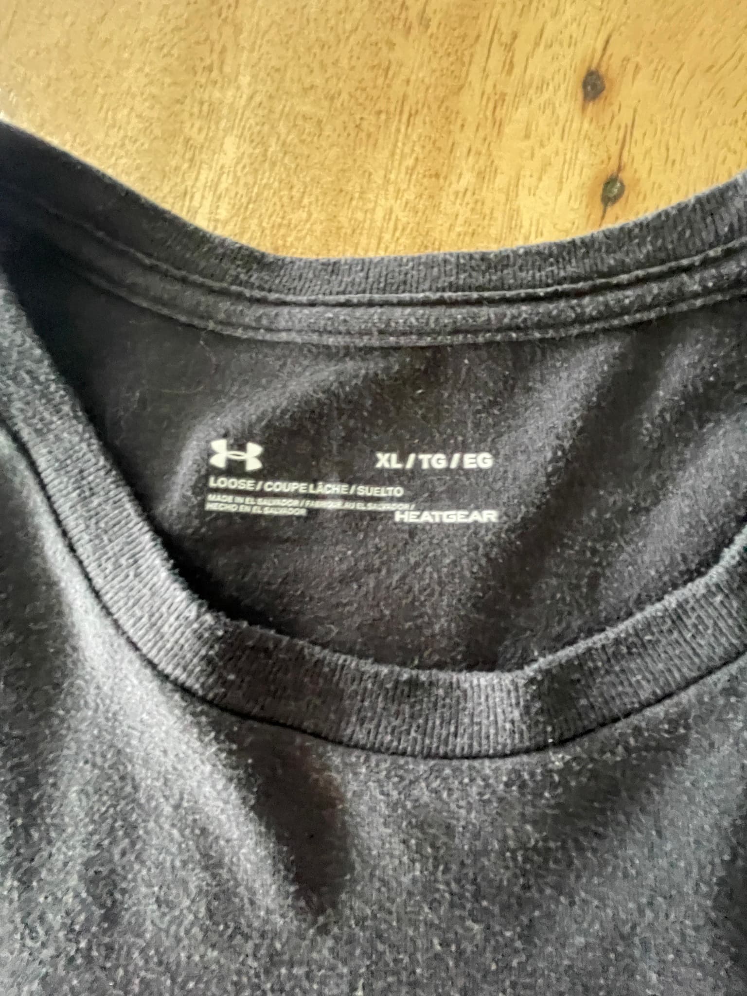 Under Armour Vertical Logo Graphic T-Shirt Black Men's XL — photo 3 of 10