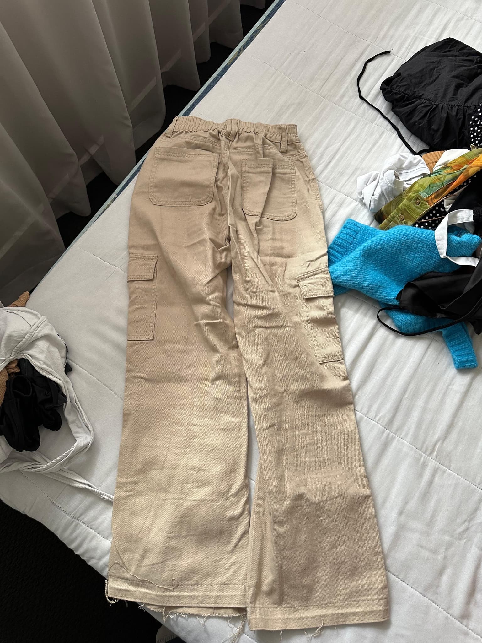 Beige High-Waisted Cargo Pants With Raw Hem — photo 2 of 2