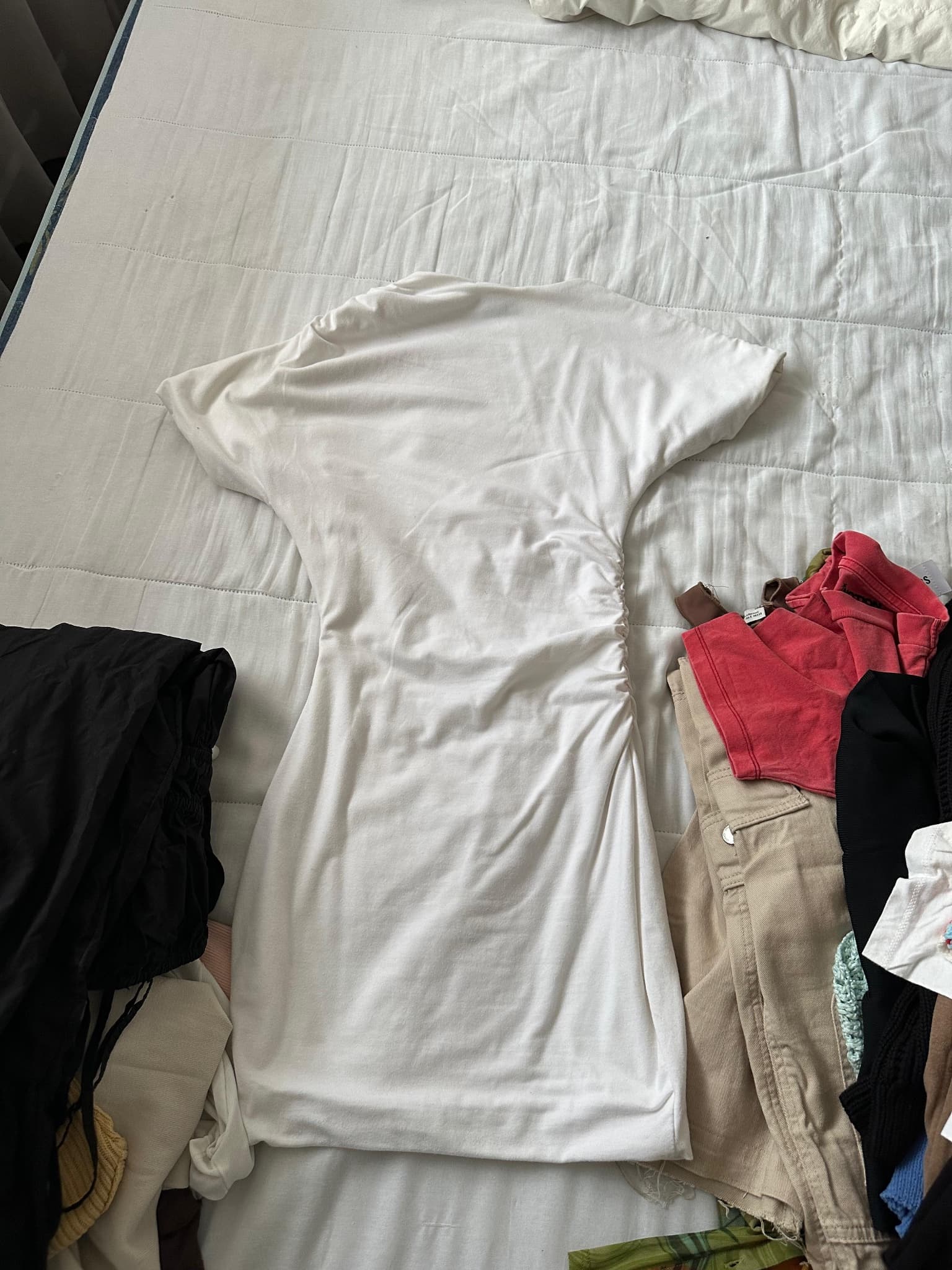 Misspap White Ruched Side T-Shirt Dress — photo 3 of 3