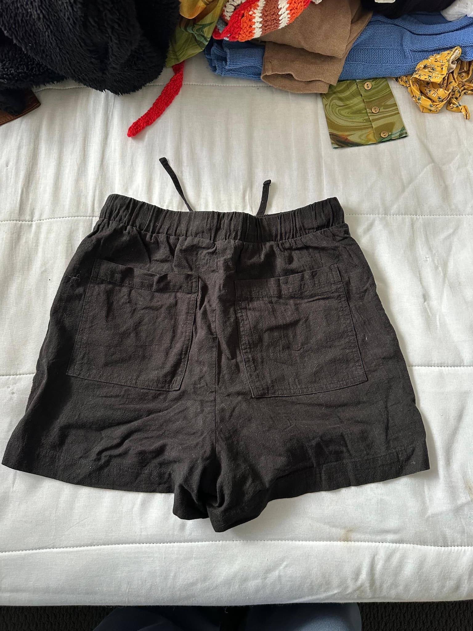 Stradivarius Black Elastic Waist Utility Shorts XS — photo 3 of 3