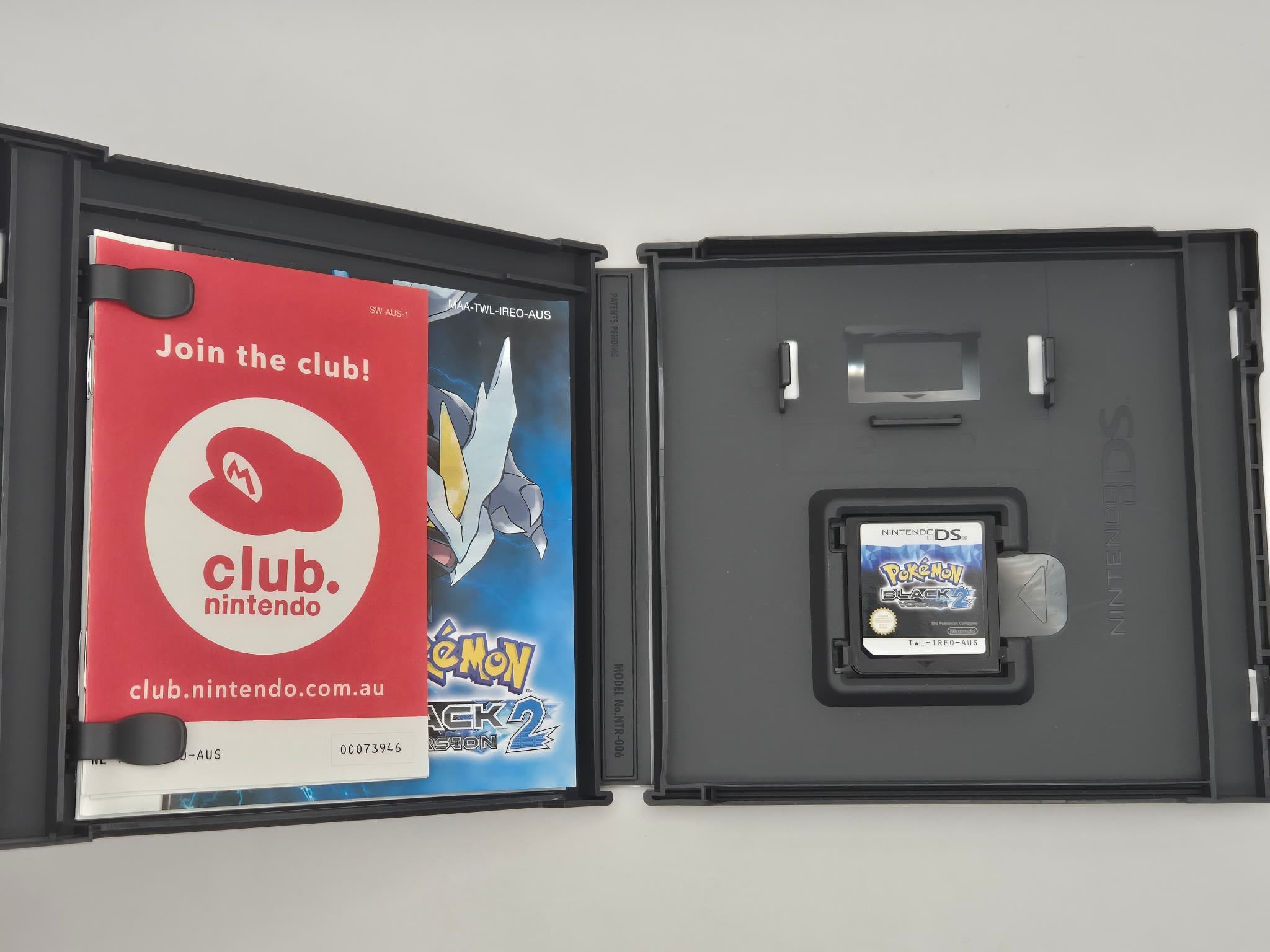 Pokémon Black Version 2 Nintendo DS Authentic — photo 4 of 6