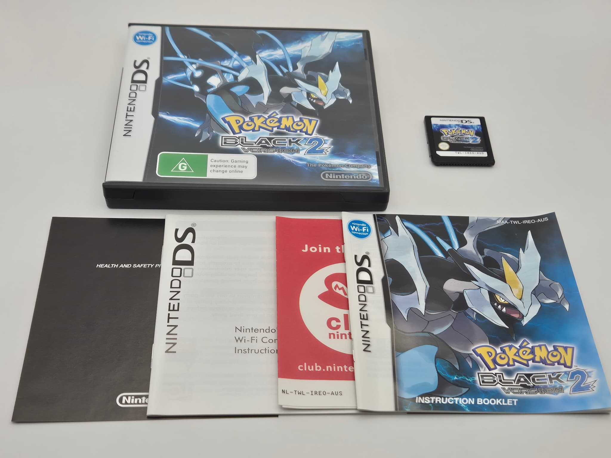 Pokémon Black Version 2 Nintendo DS Authentic — photo 1 of 6