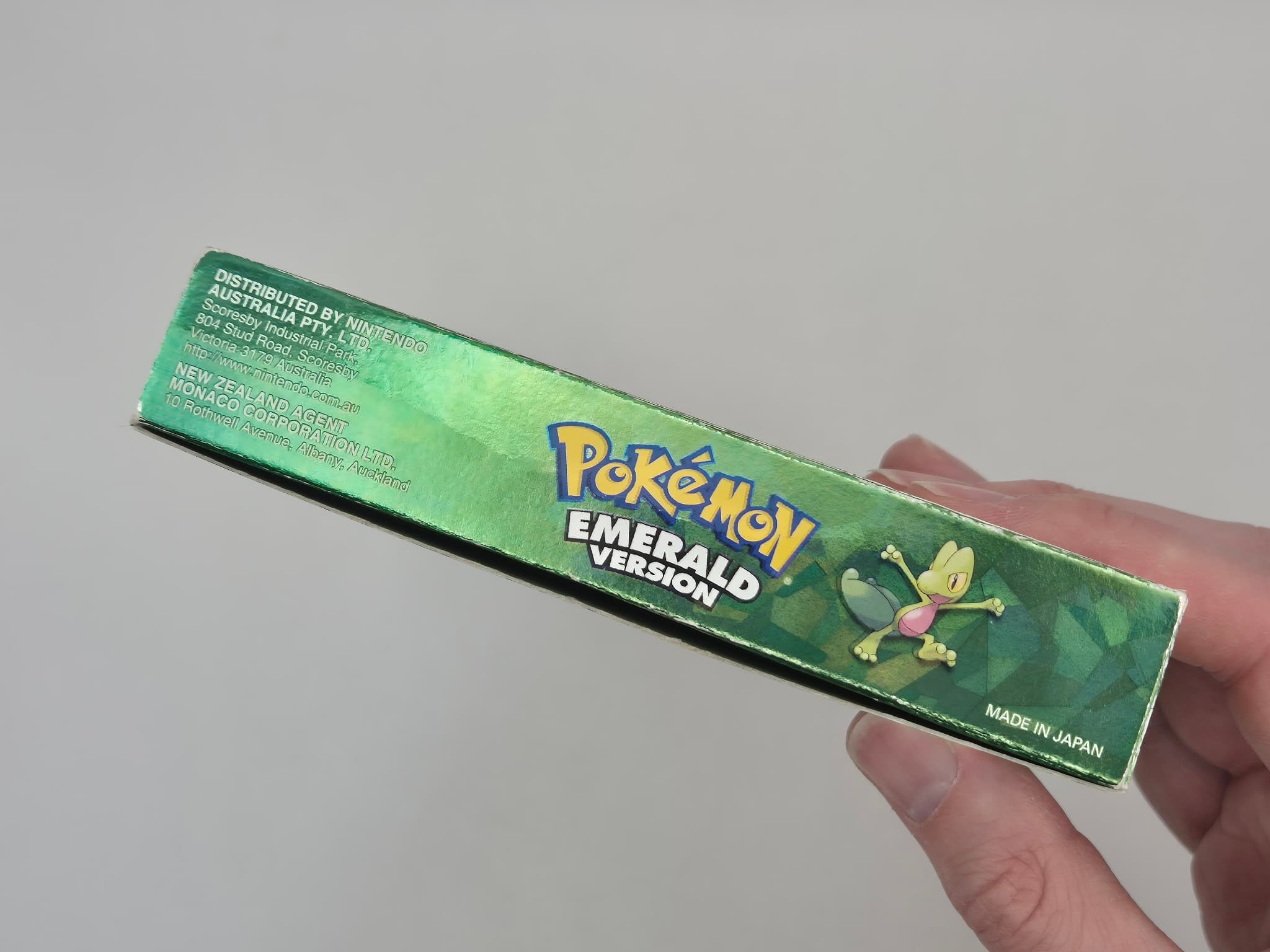 Pokémon Emerald Version (Game Boy Advance, Australian Version) — photo 10 of 21