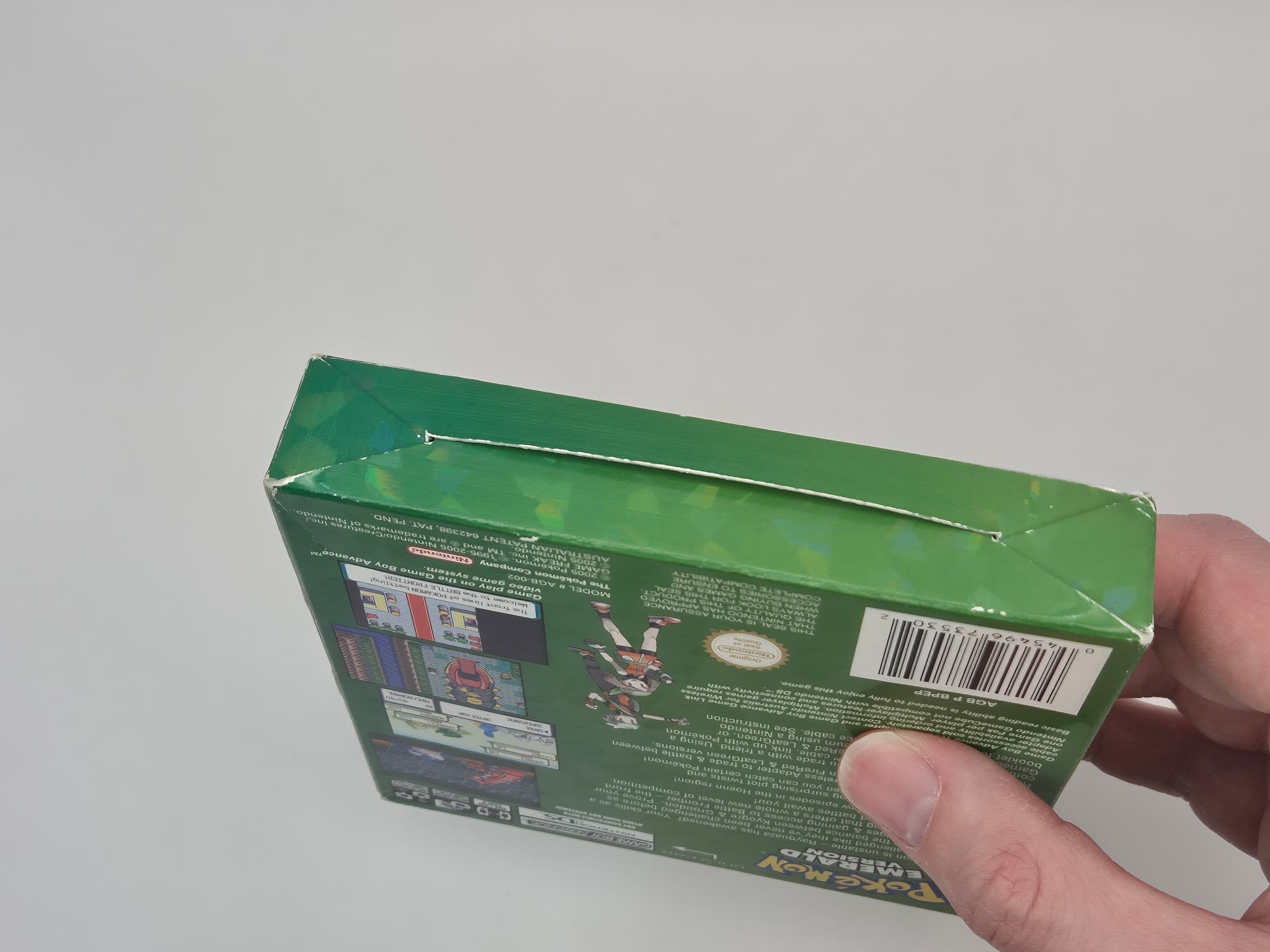 Pokémon Emerald Version (Game Boy Advance, Australian Version) — photo 13 of 21