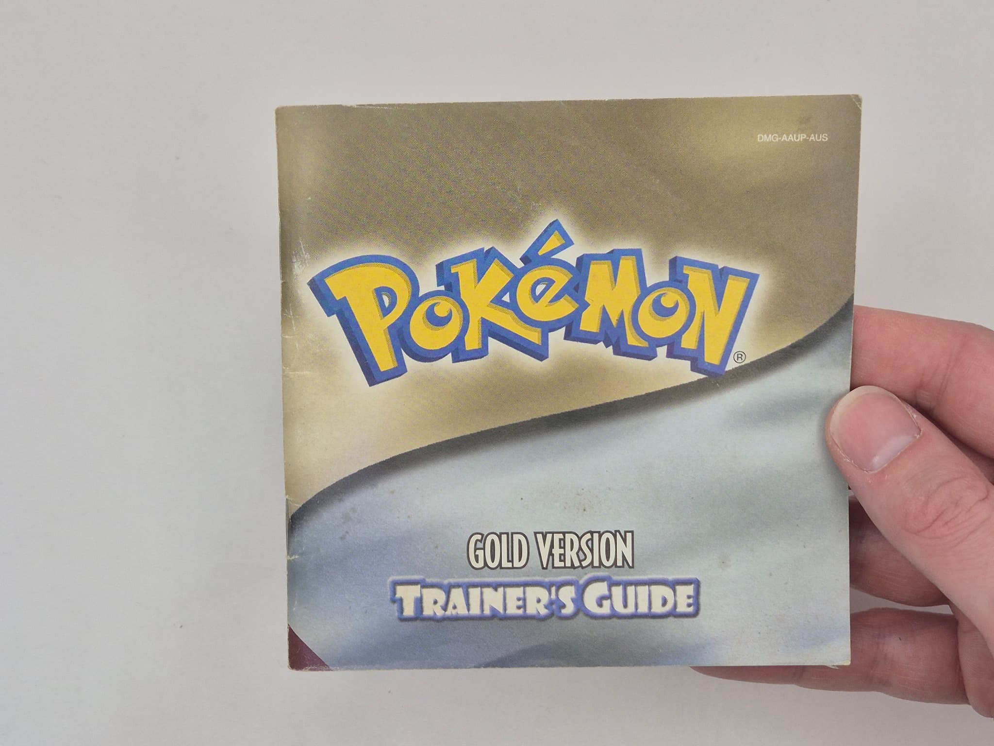 Pokémon Gold Version (Game Boy Color, PAL) - Boxed with Manual — photo 8 of 17