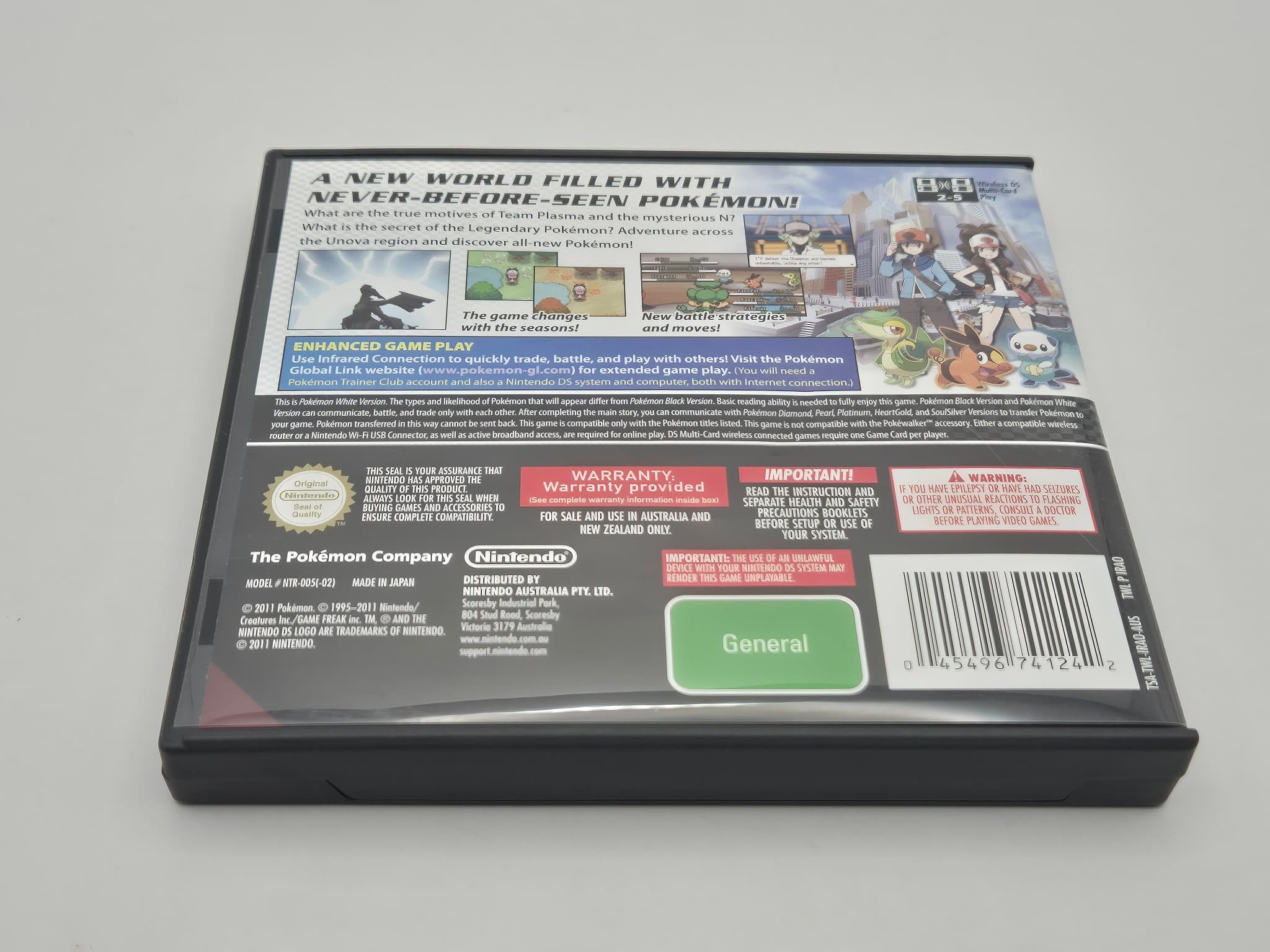 Pokémon White Version (Nintendo DS, Australian PAL Version) — photo 3 of 6