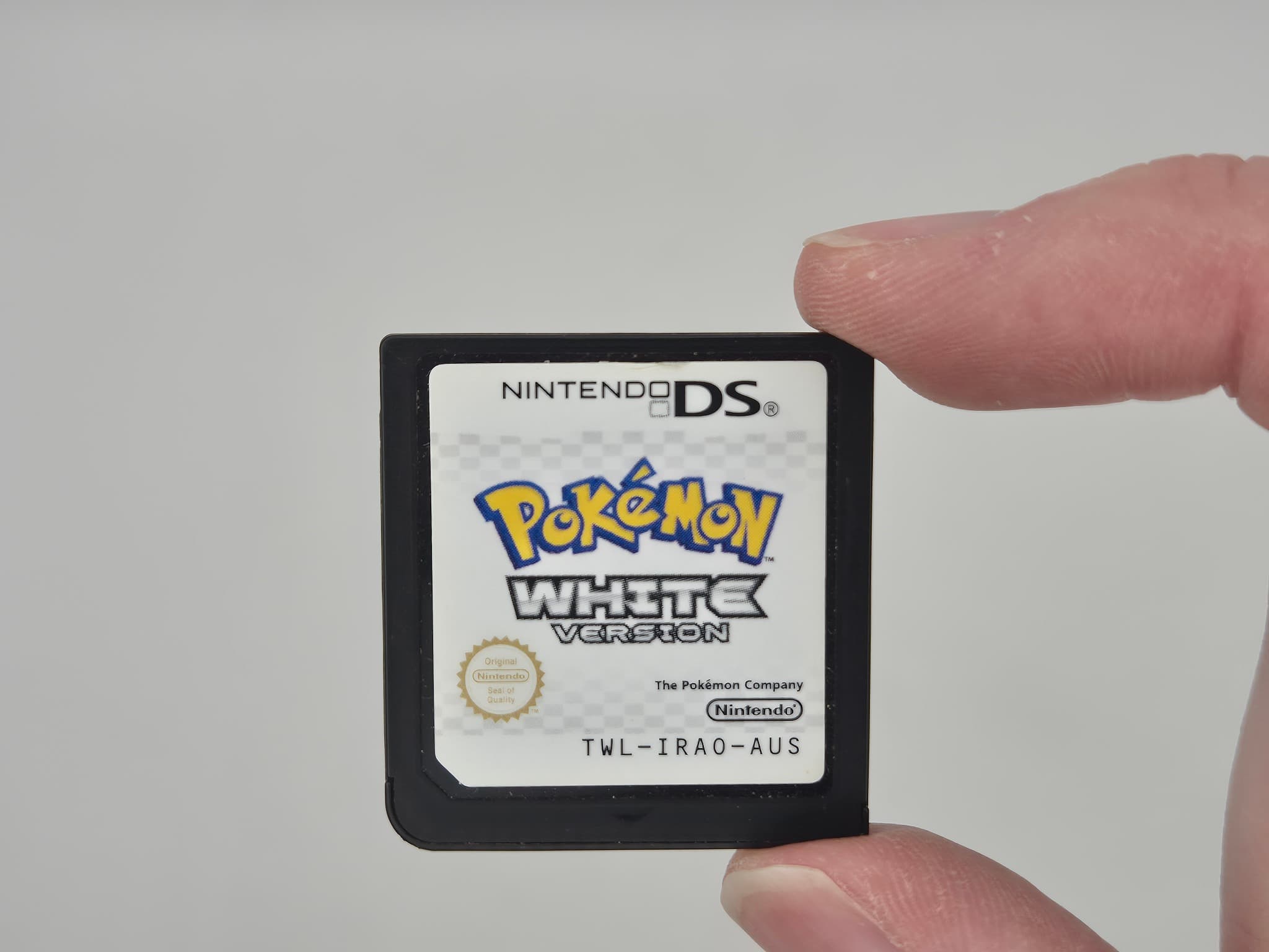 Pokémon White Version (Nintendo DS, Australian PAL Version) — photo 5 of 6