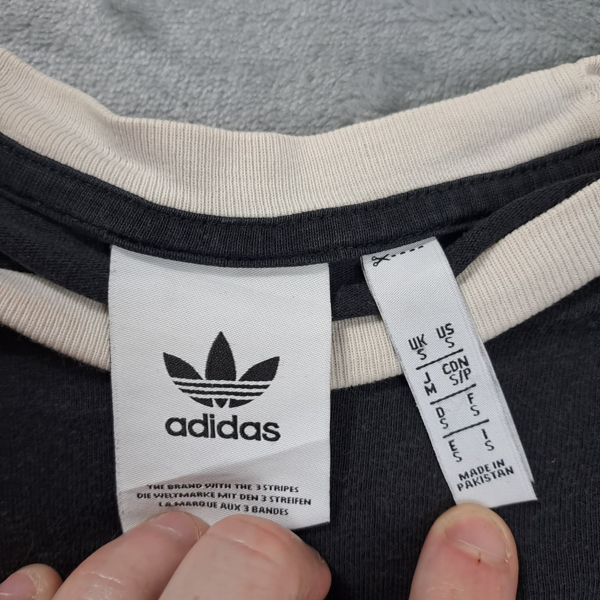 Adidas Originals Trefoil Ringer T-Shirt Unisex Size S Black White — photo 2 of 6
