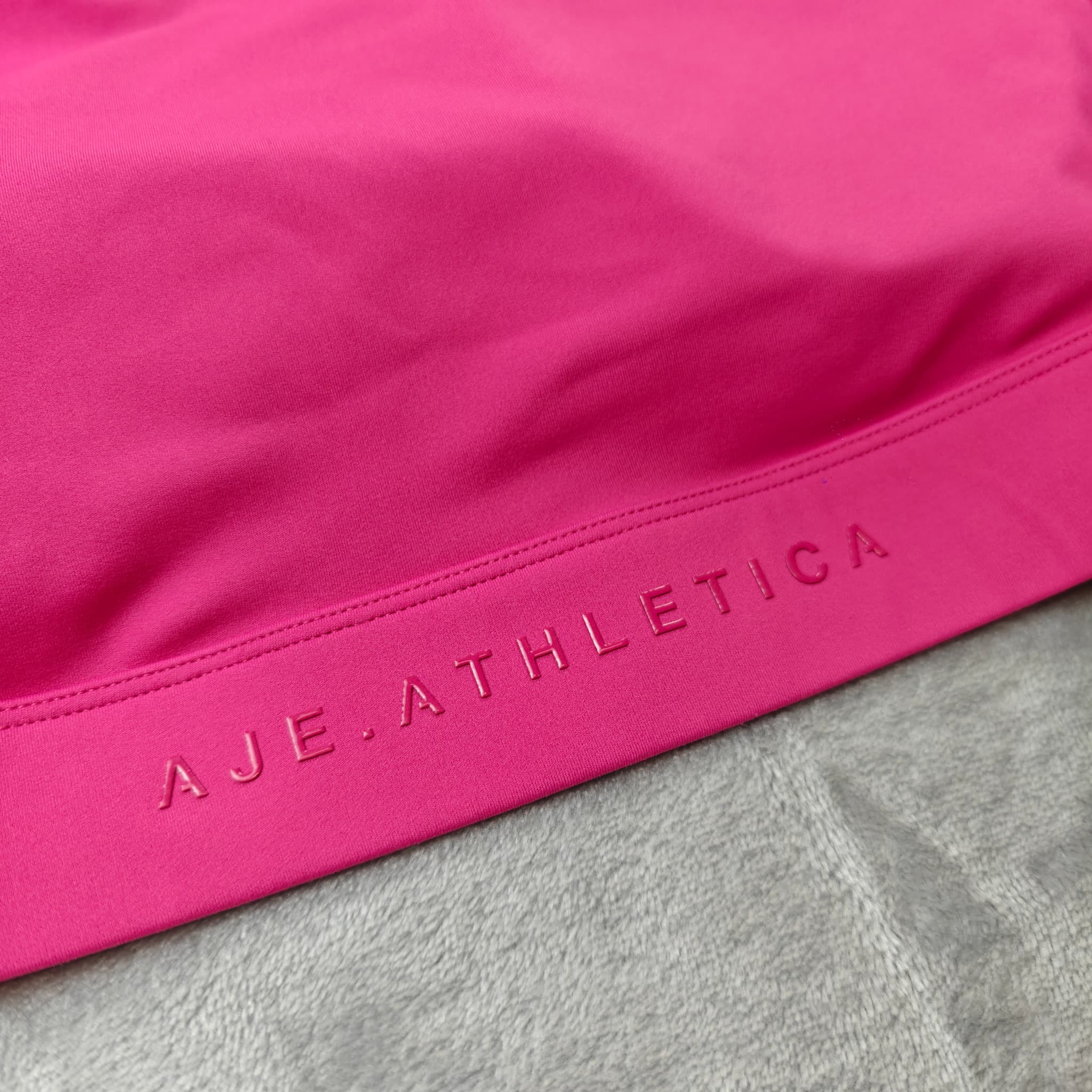 Aje Athletica High Neck Sports Bra Woman's Size 10 - Pink Workout — photo 2 of 8