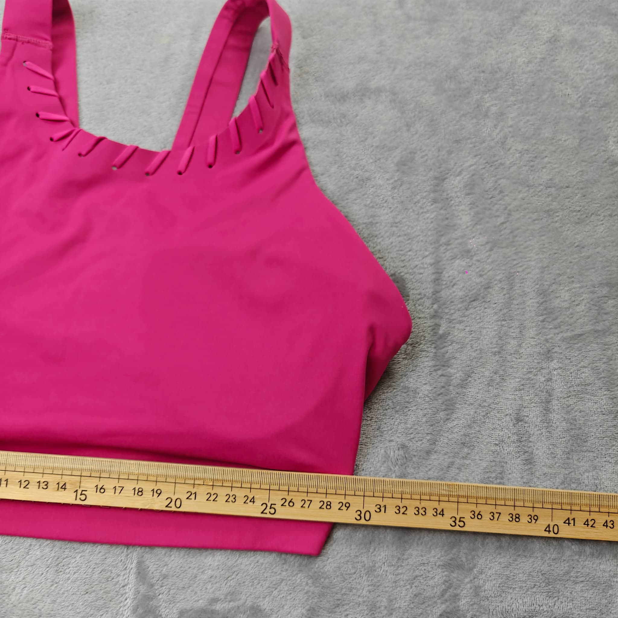 Aje Athletica High Neck Sports Bra Woman's Size 10 - Pink Workout — photo 4 of 8