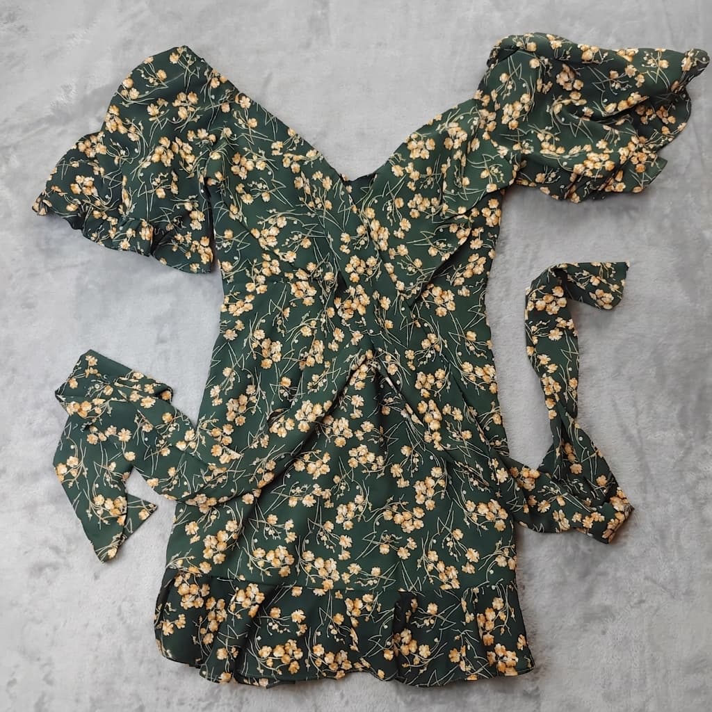 Angel Biba Floral Print V-Neck Ruffle Hem Mini Dress Size AU 8 — photo 1 of 8