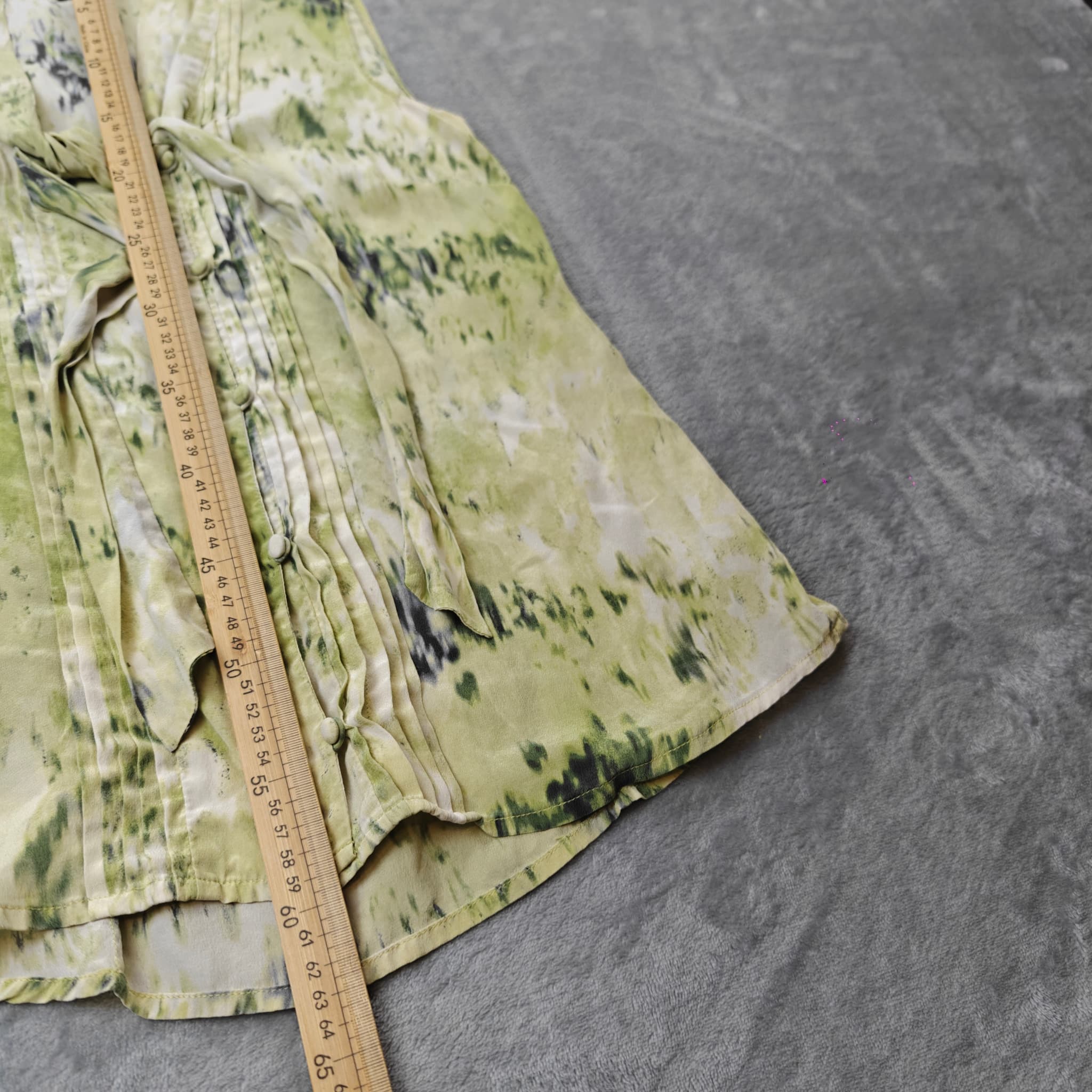 Ann Taylor Sleeveless Silk Tie-Neck Blouse Green Abstract Print — photo 4 of 8