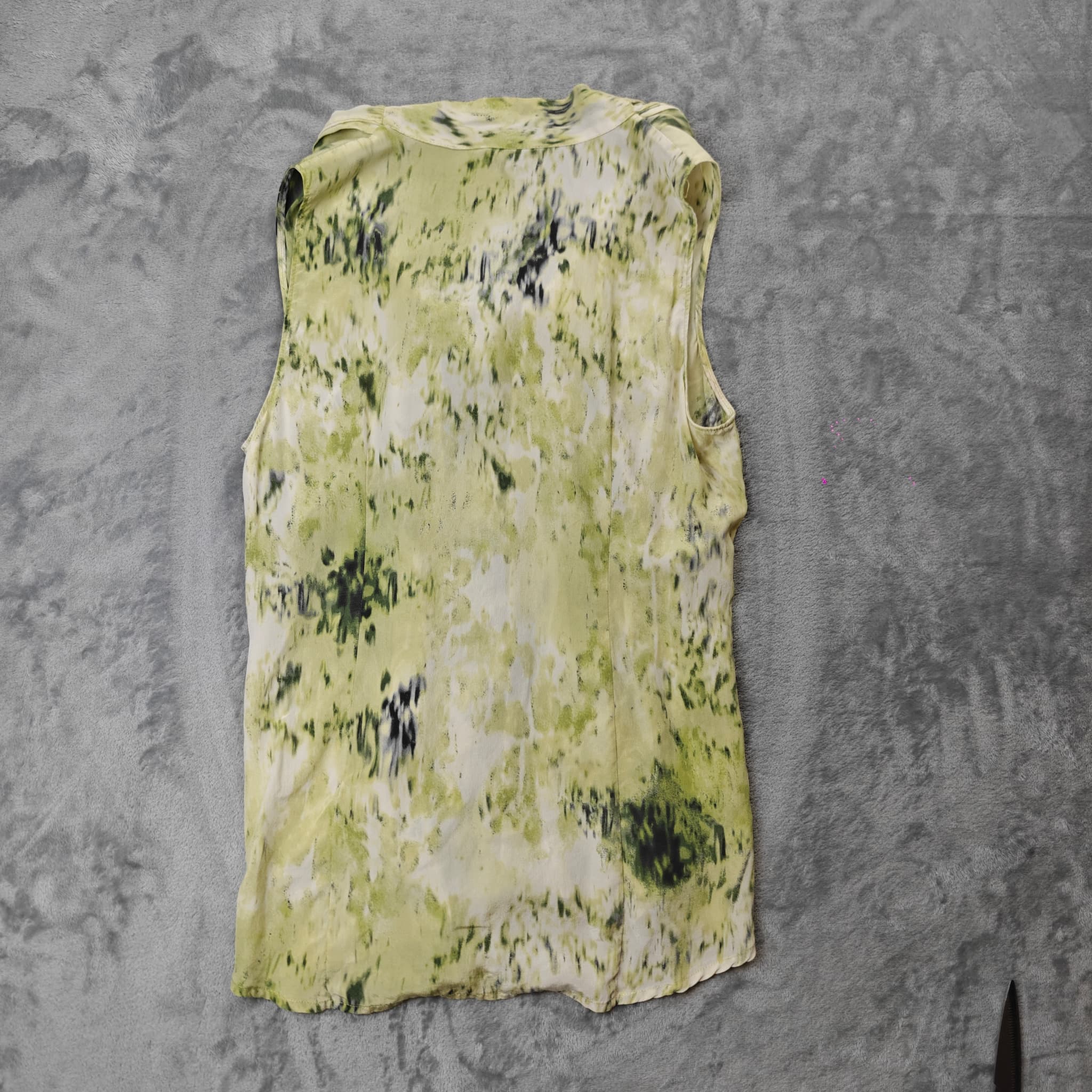 Ann Taylor Sleeveless Silk Tie-Neck Blouse Green Abstract Print — photo 7 of 8