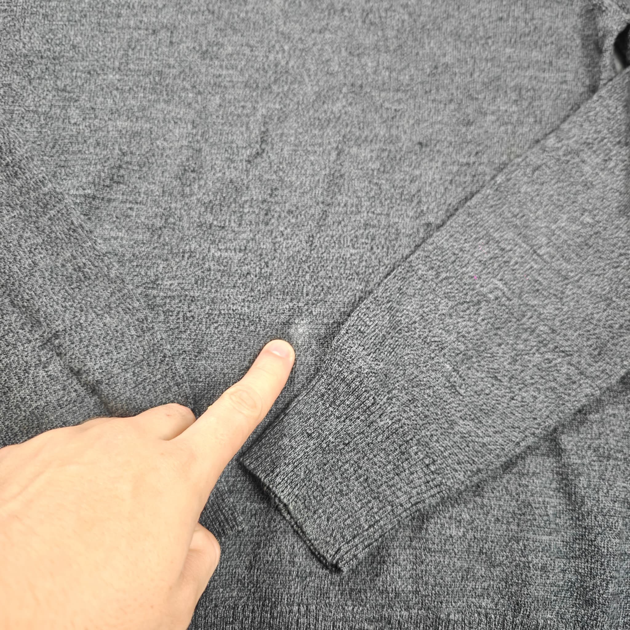 Calvin Klein Men's Extra Fine Merino Wool V-Neck Sweater Grey Size S — photo 3 of 5