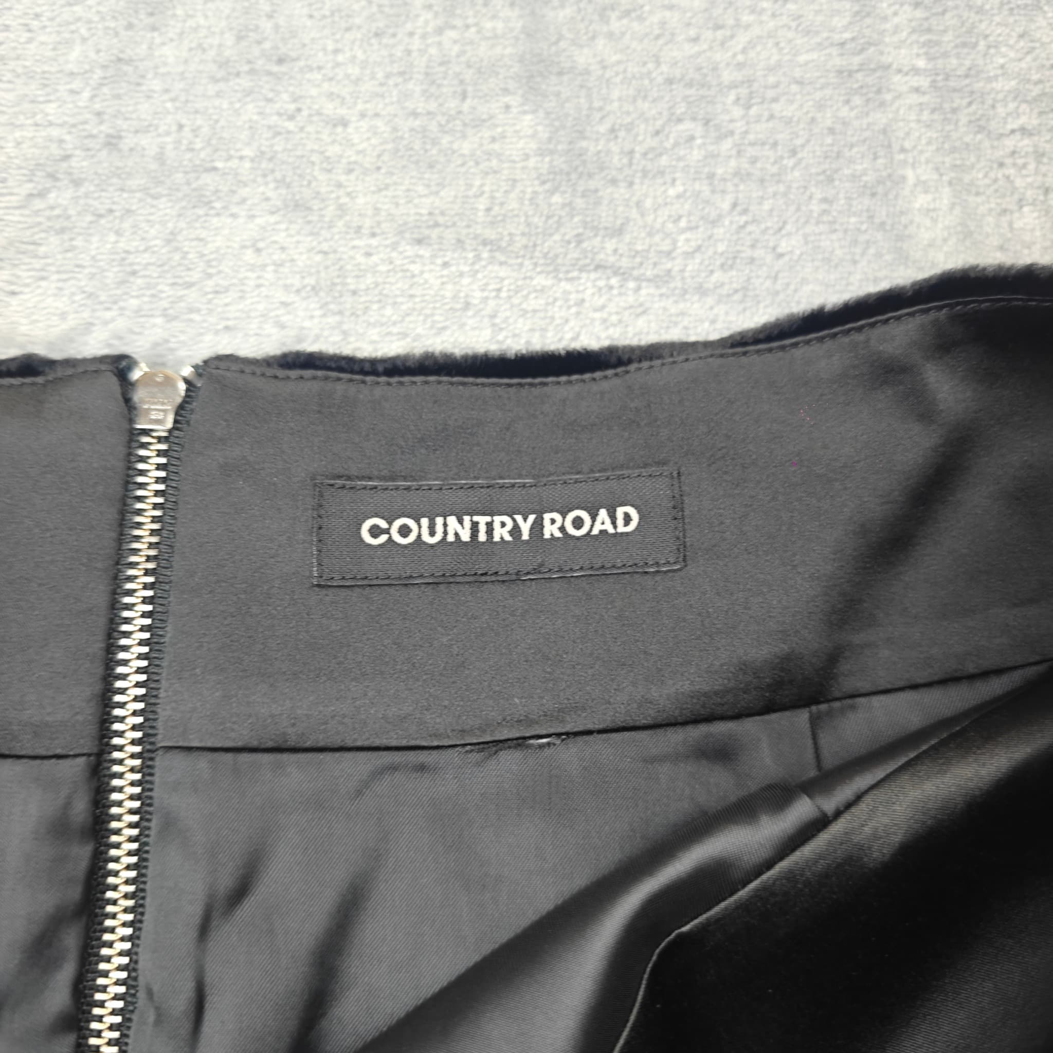 Country Road Black Crushed Velvet Mini Skirt — photo 4 of 6