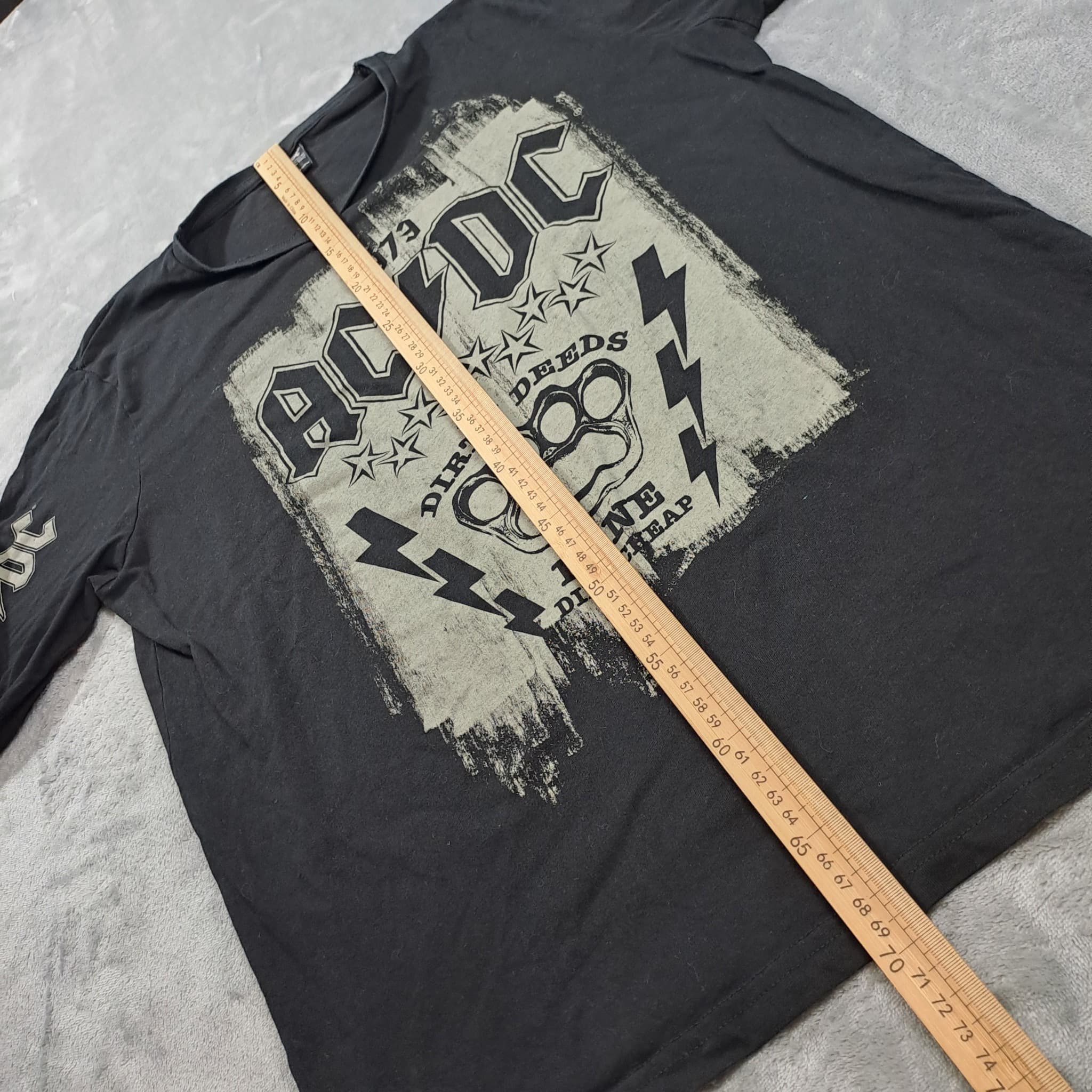 Dirty Deeds Done Dirt Cheap Long Sleeve T-Shirt Black Size L — photo 6 of 6