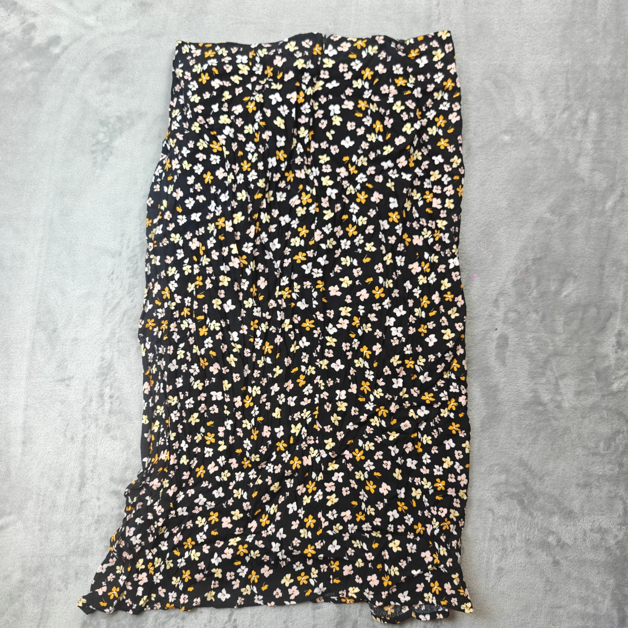 Dotti Floral Print Midi Skirt With Side Slit - Black — photo 6 of 6