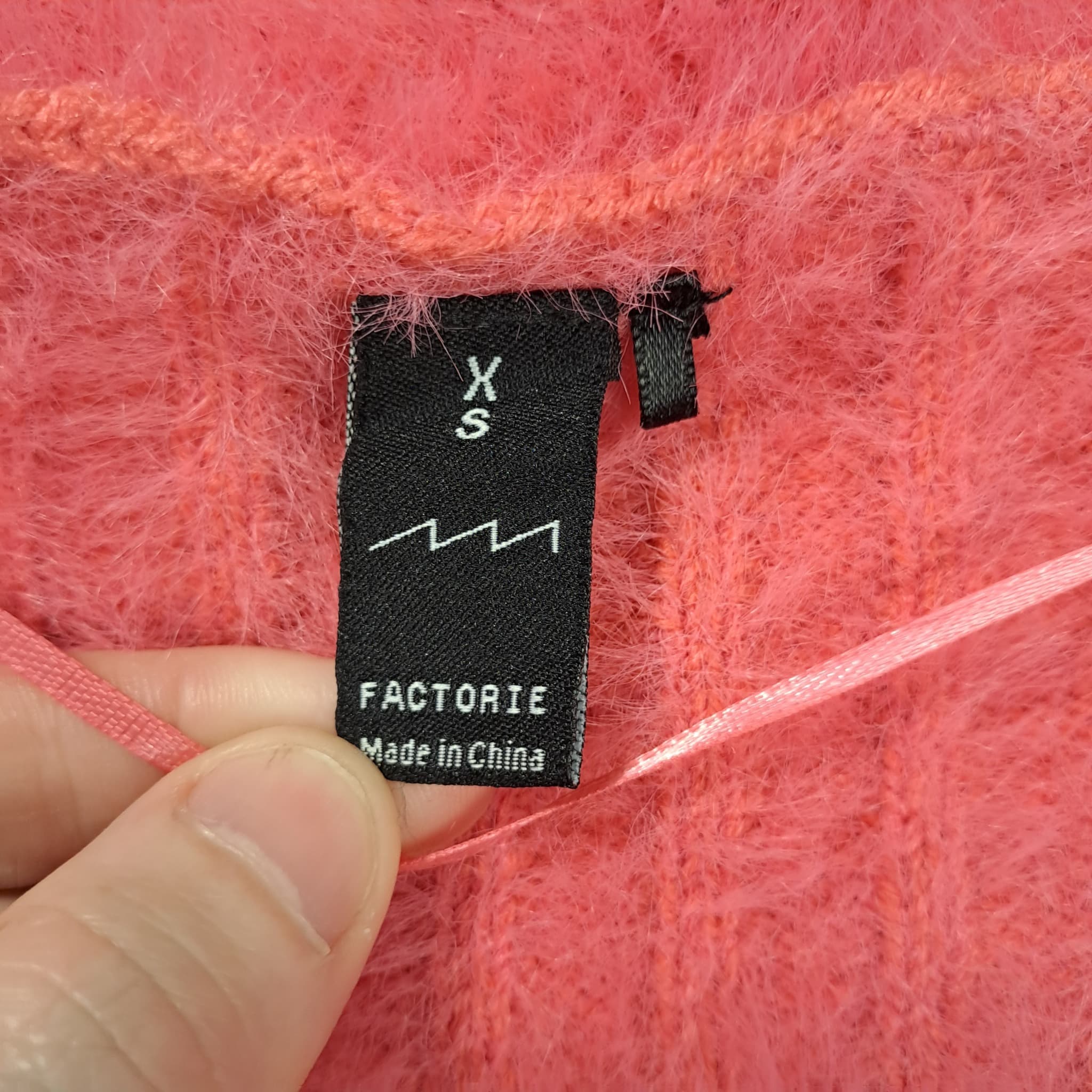 Factorie Women's Fuzzy Cropped Cardigan Pink Size XS — photo 2 of 6