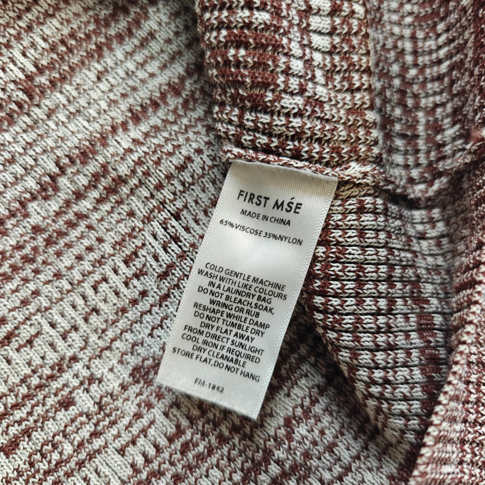 FIRST MŚE Textured Knit Scarf Brown Beige XS — photo 6 of 8