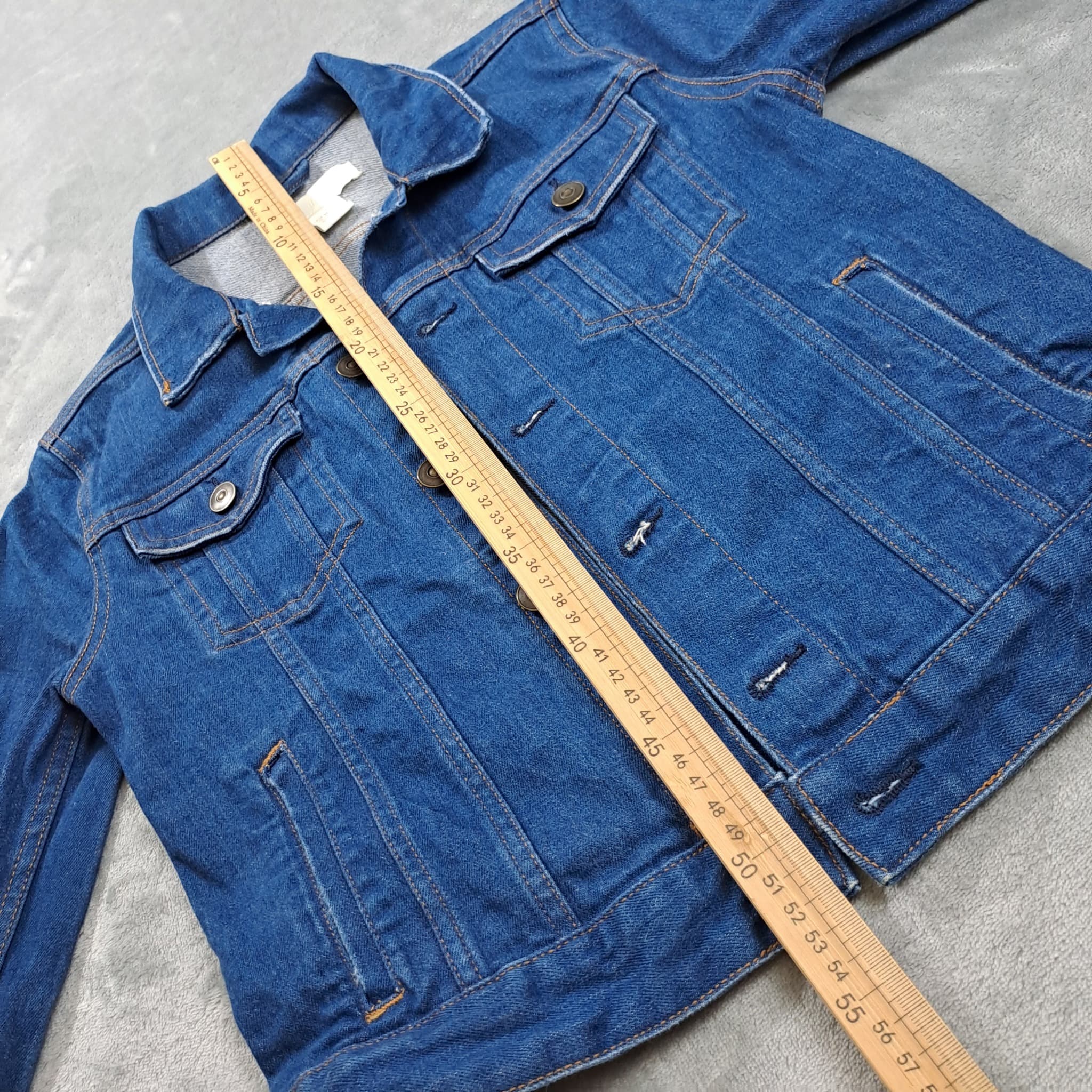 H&M Women's Blue Denim Jacket Size 4 — photo 4 of 6